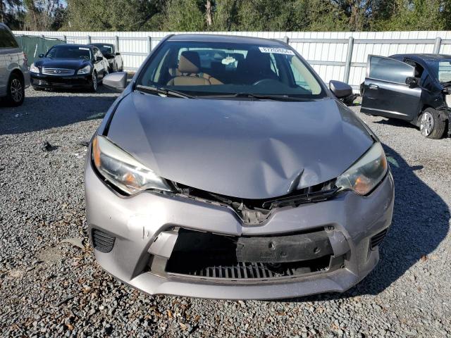 Sedans TOYOTA COROLLA 2016 Srebrny