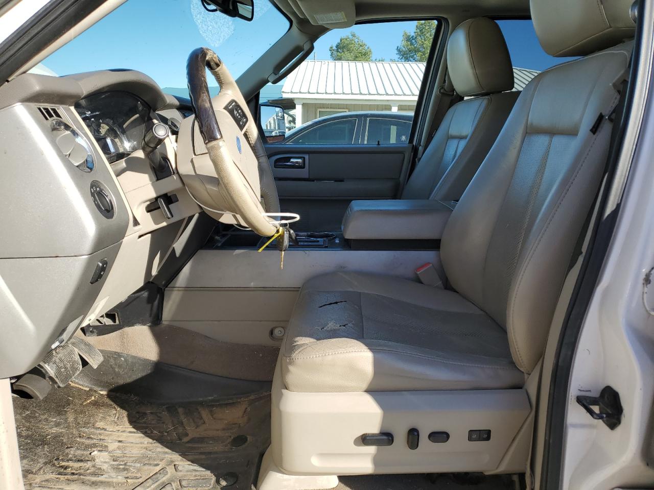 2012 Ford Expedition - Image 7