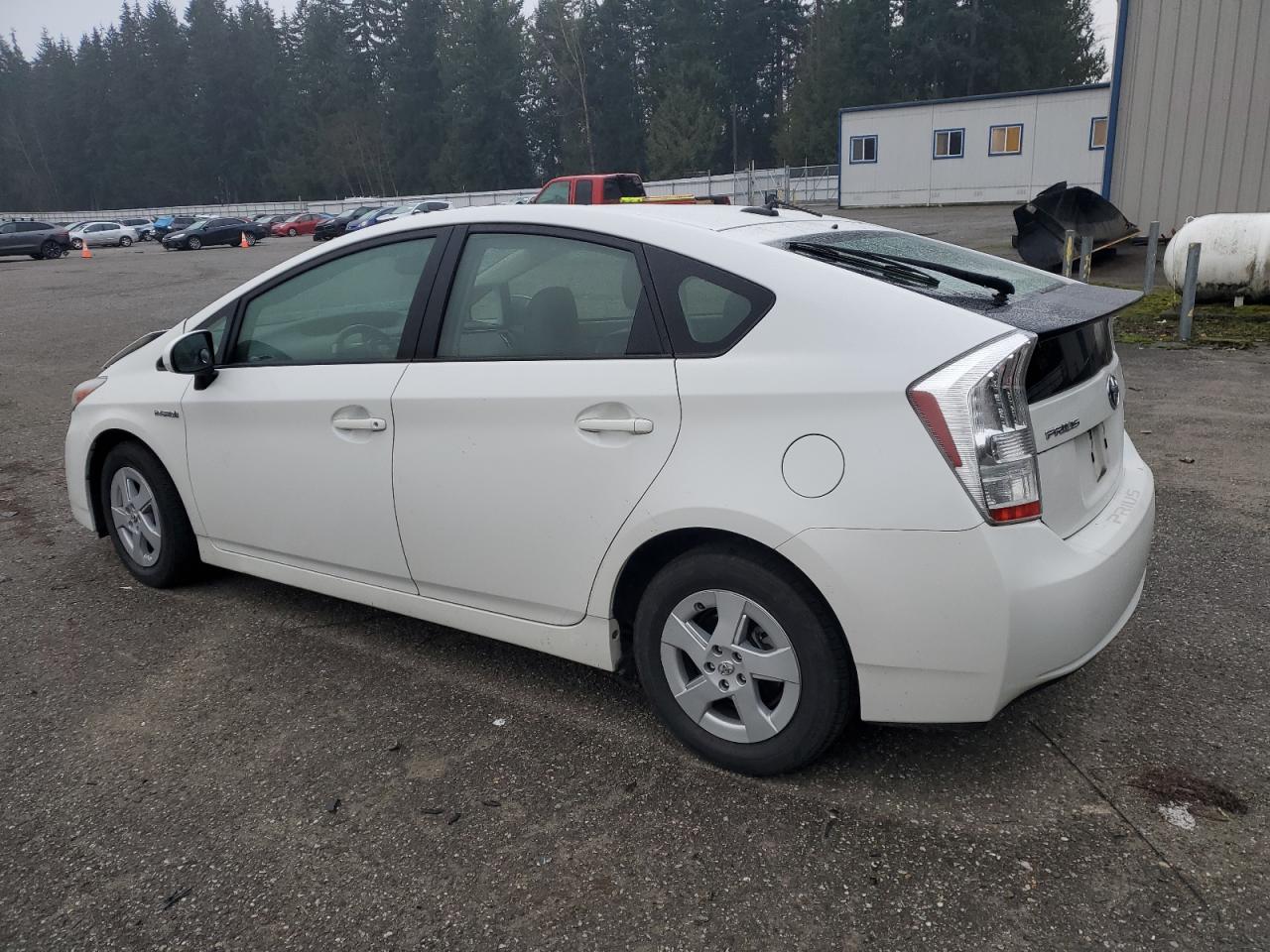 2010 Toyota Prius - Image 2