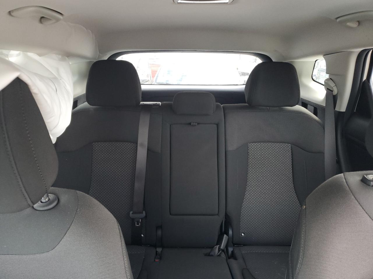 2023 Kia Sportage - Image 10