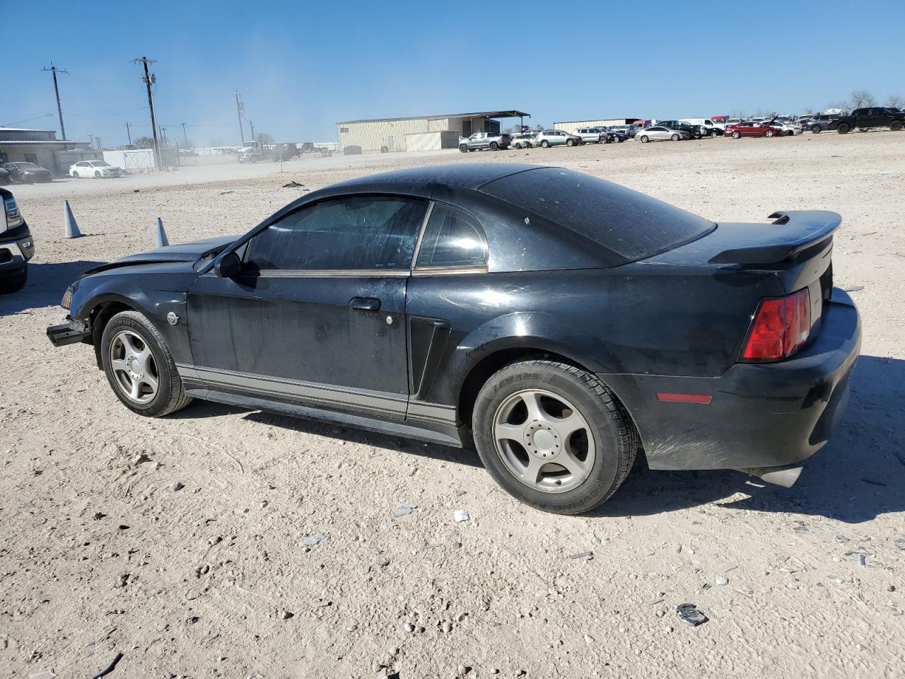 2004 Ford Mustang - Image 2