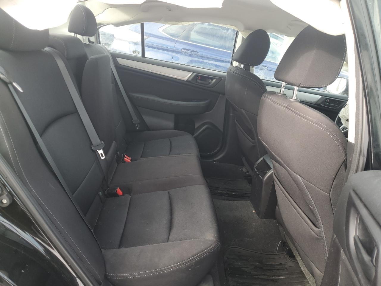 2016 Subaru Legacy - Image 10