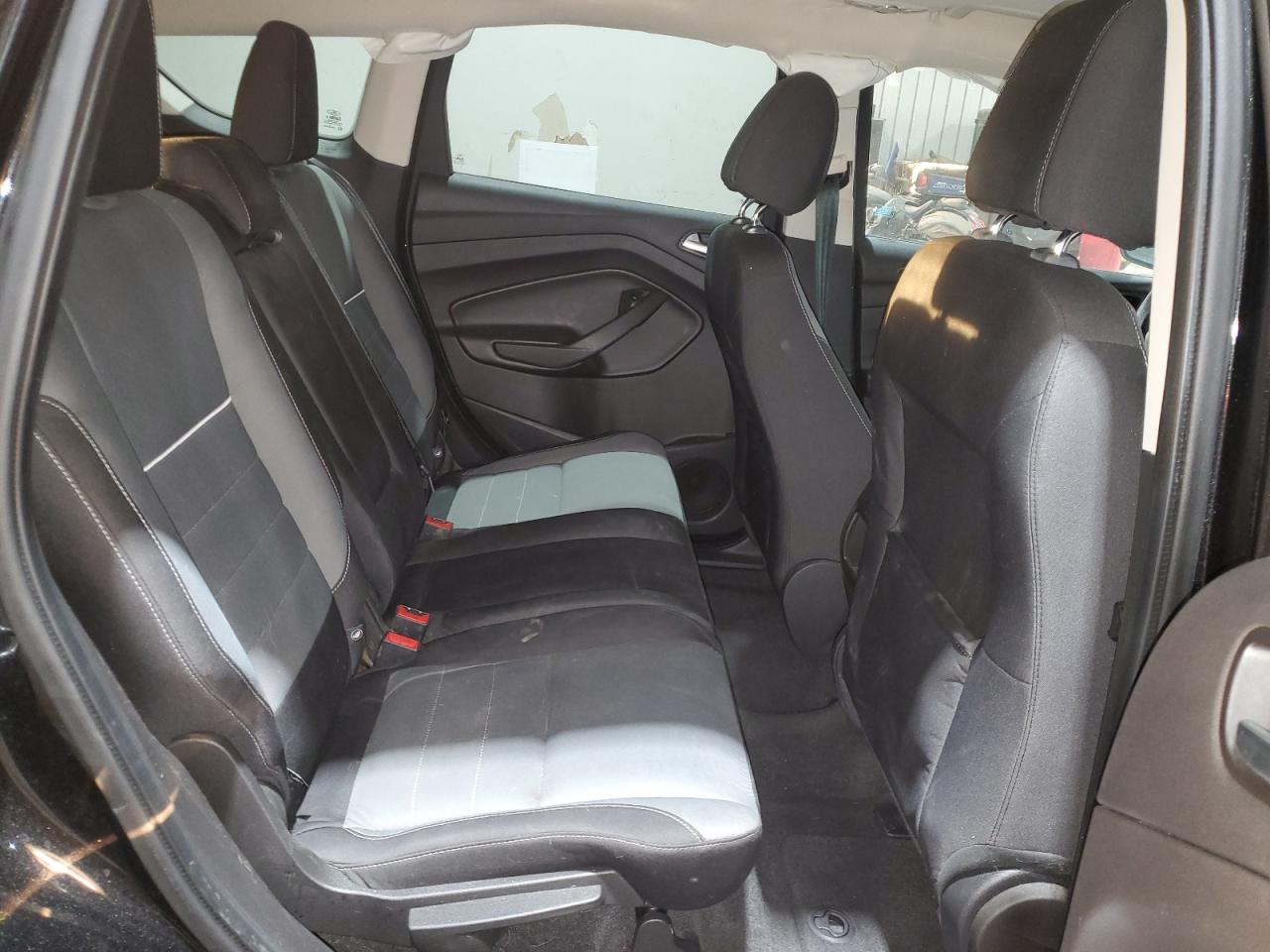 2014 Ford Escape - Image 11