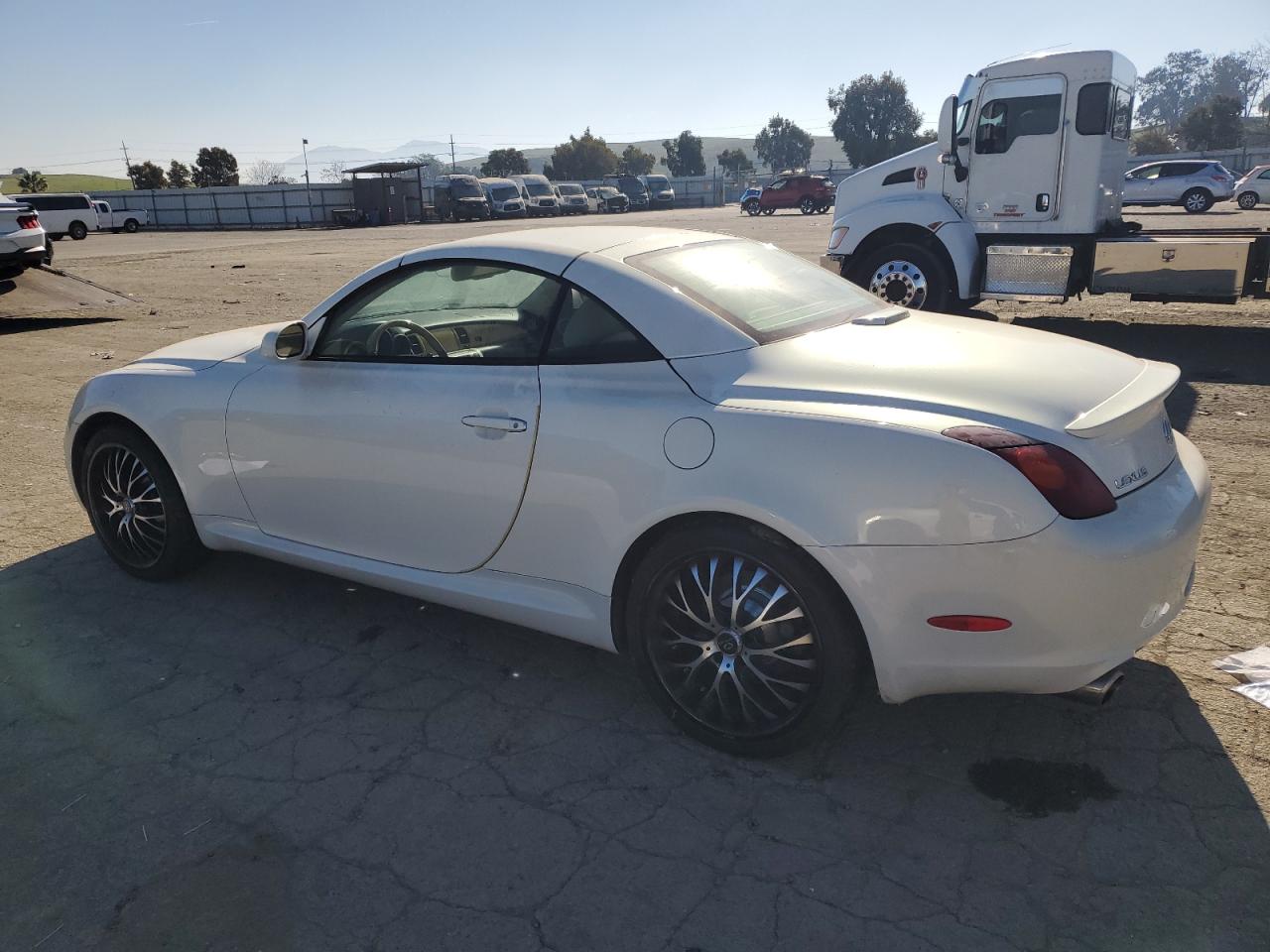 2002 Lexus SC - Image 2