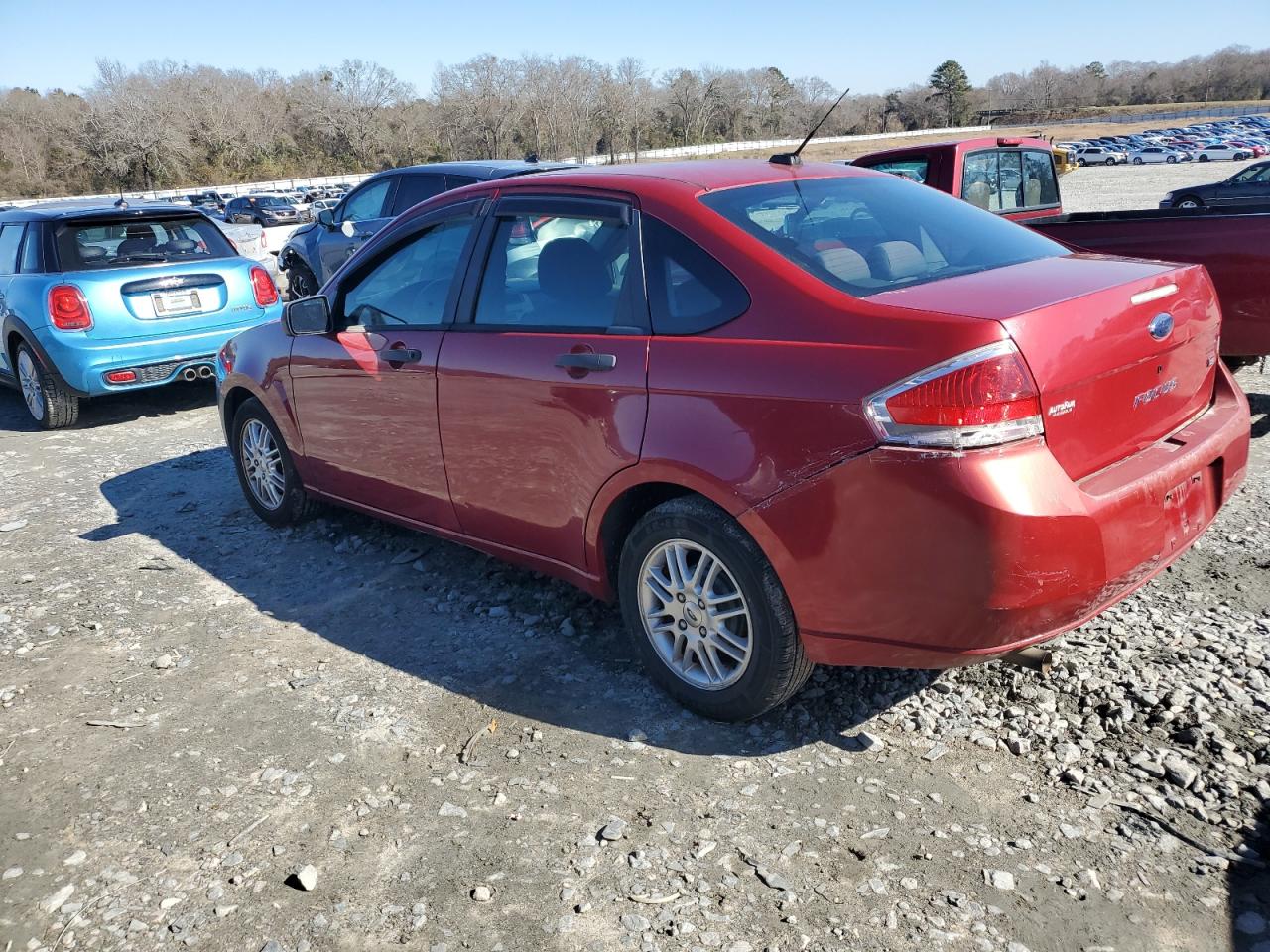 2009 Ford Focus - Image 2