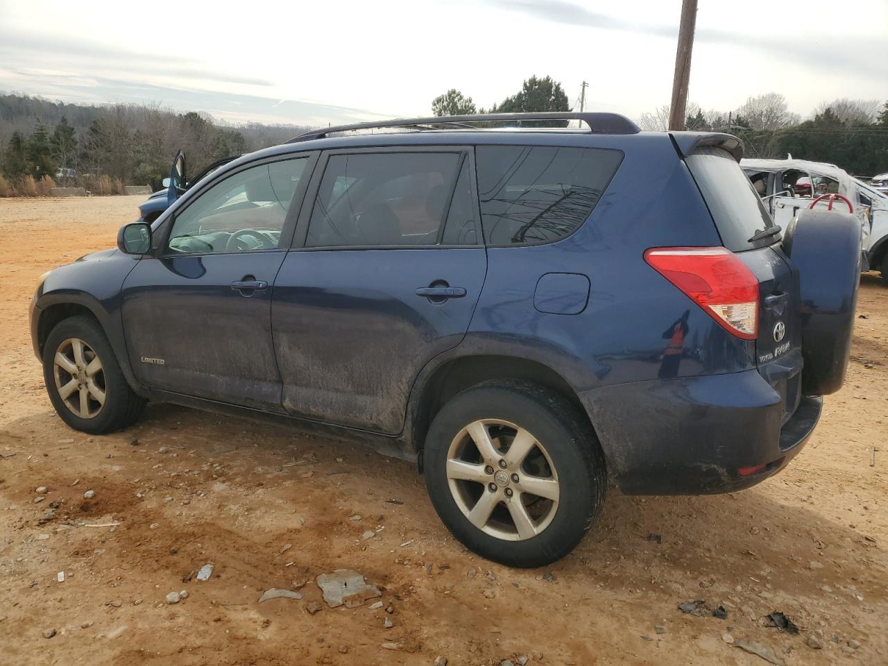 2007 Toyota RAV 4 - Image 2