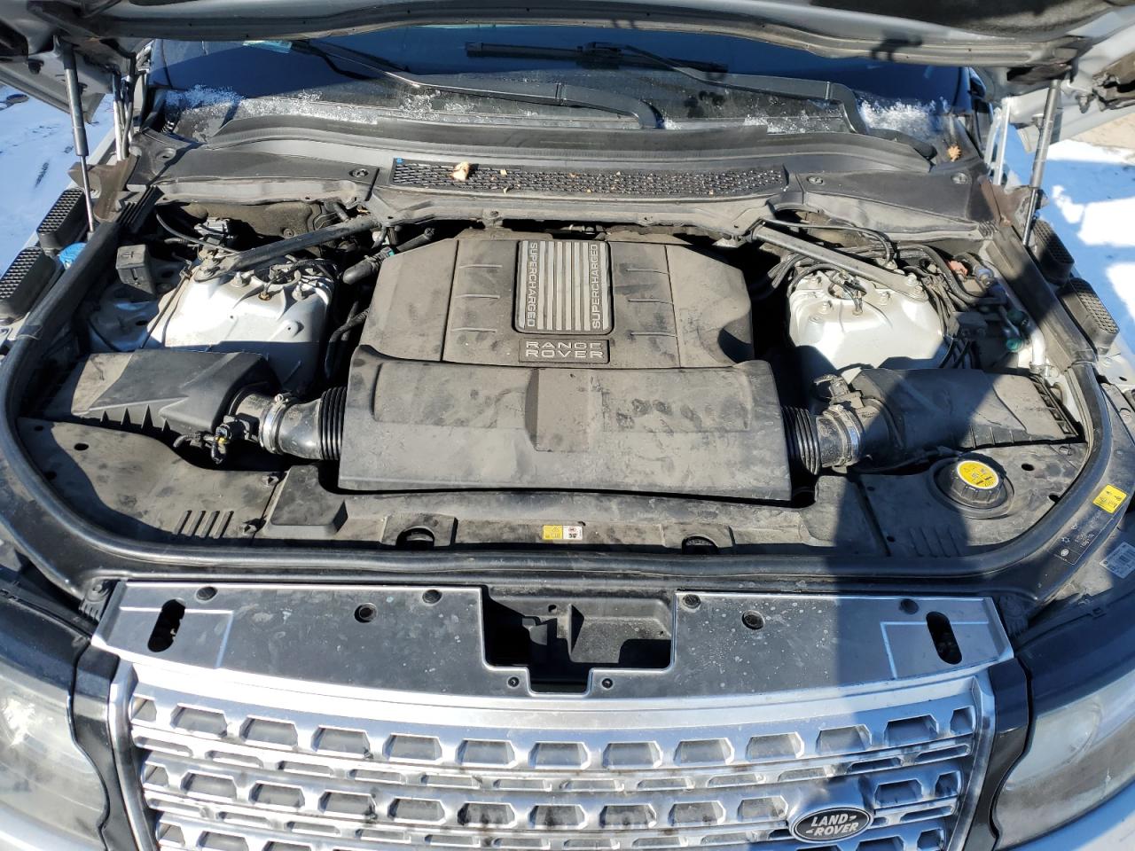 2014 Land Rover Range Rover - Image 12