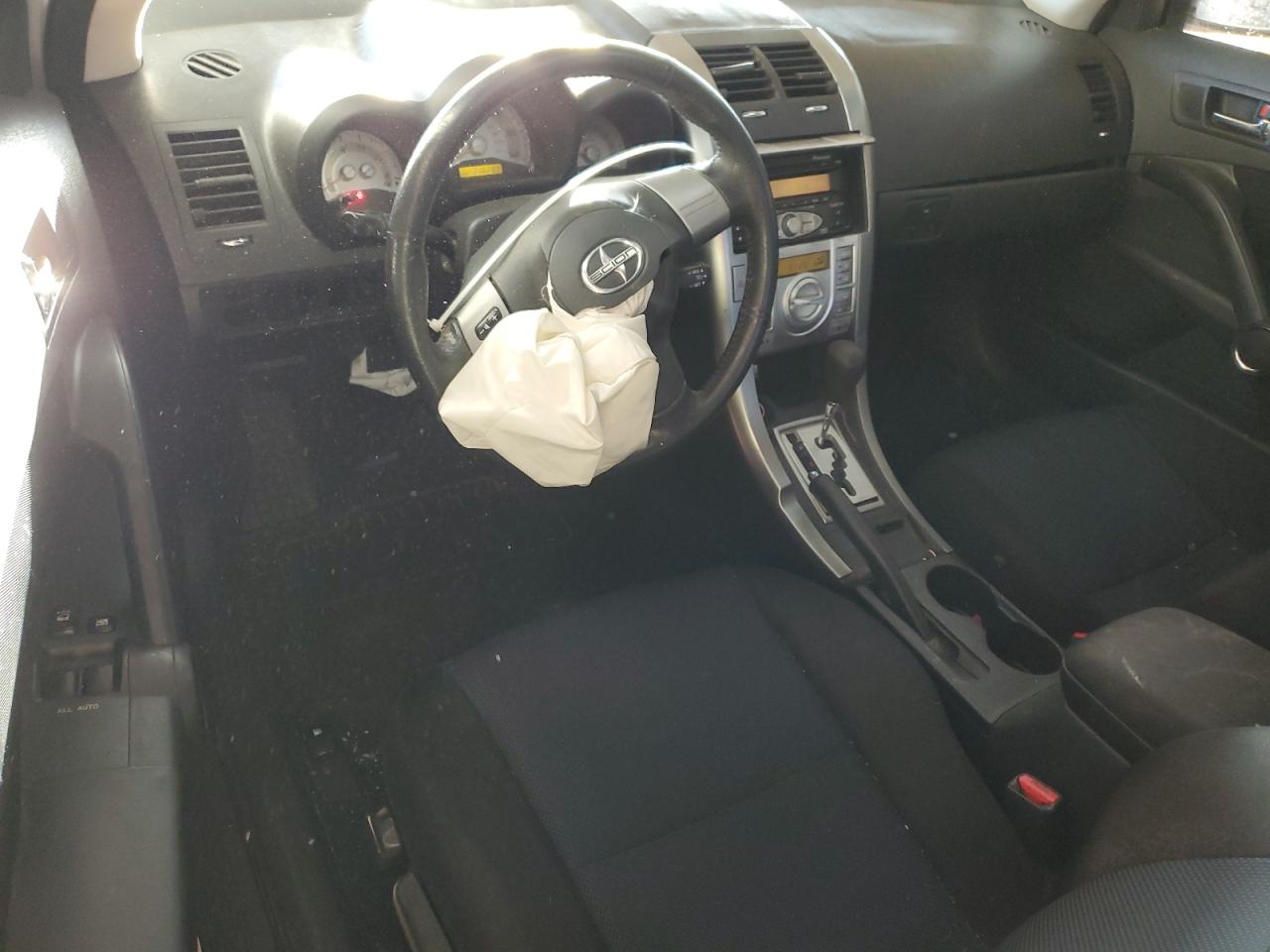 2007 Toyota tC - Image 8