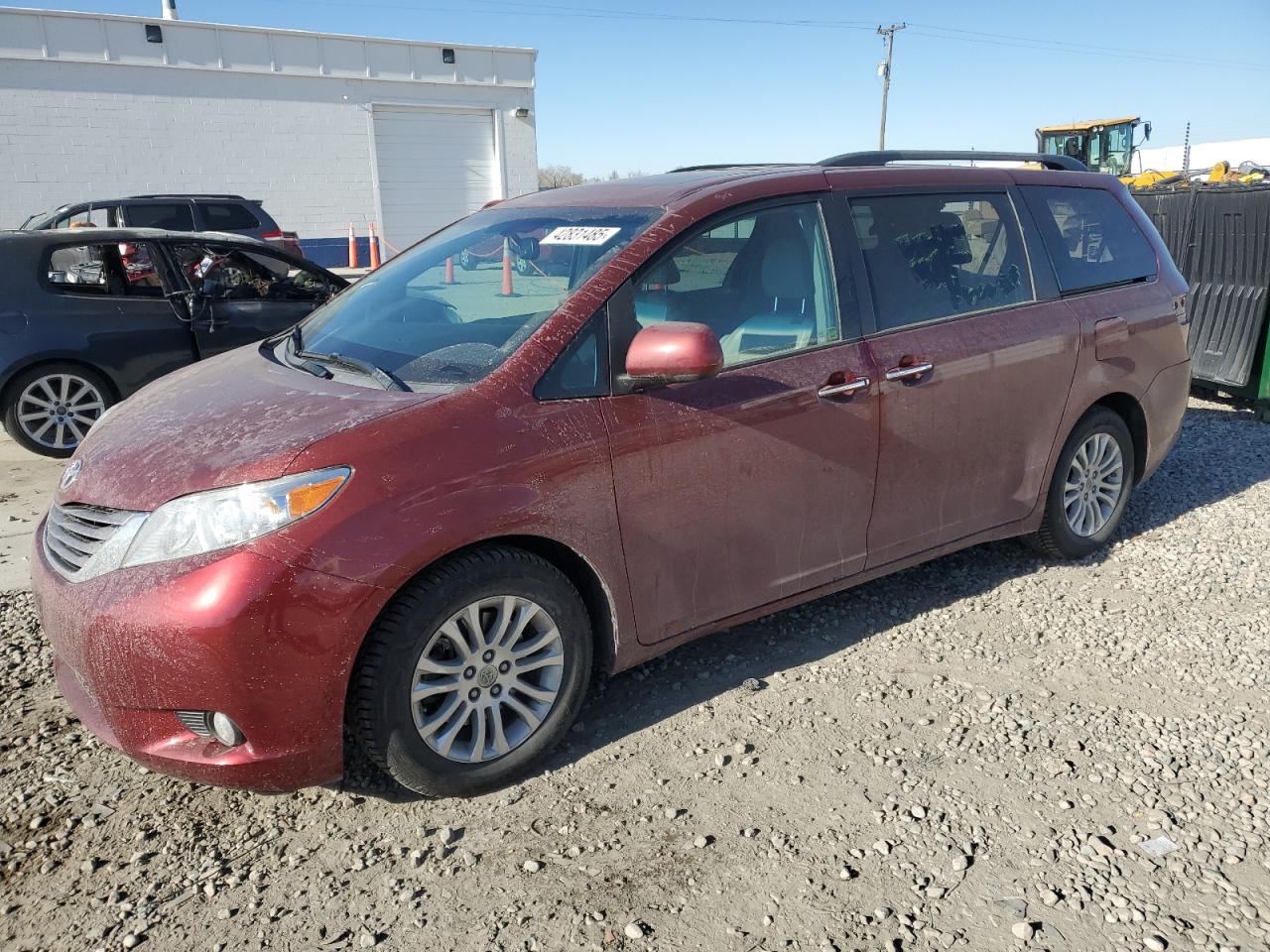 2016 Toyota Sienna Xle იყიდება Farr West-ში, UT - Rear End