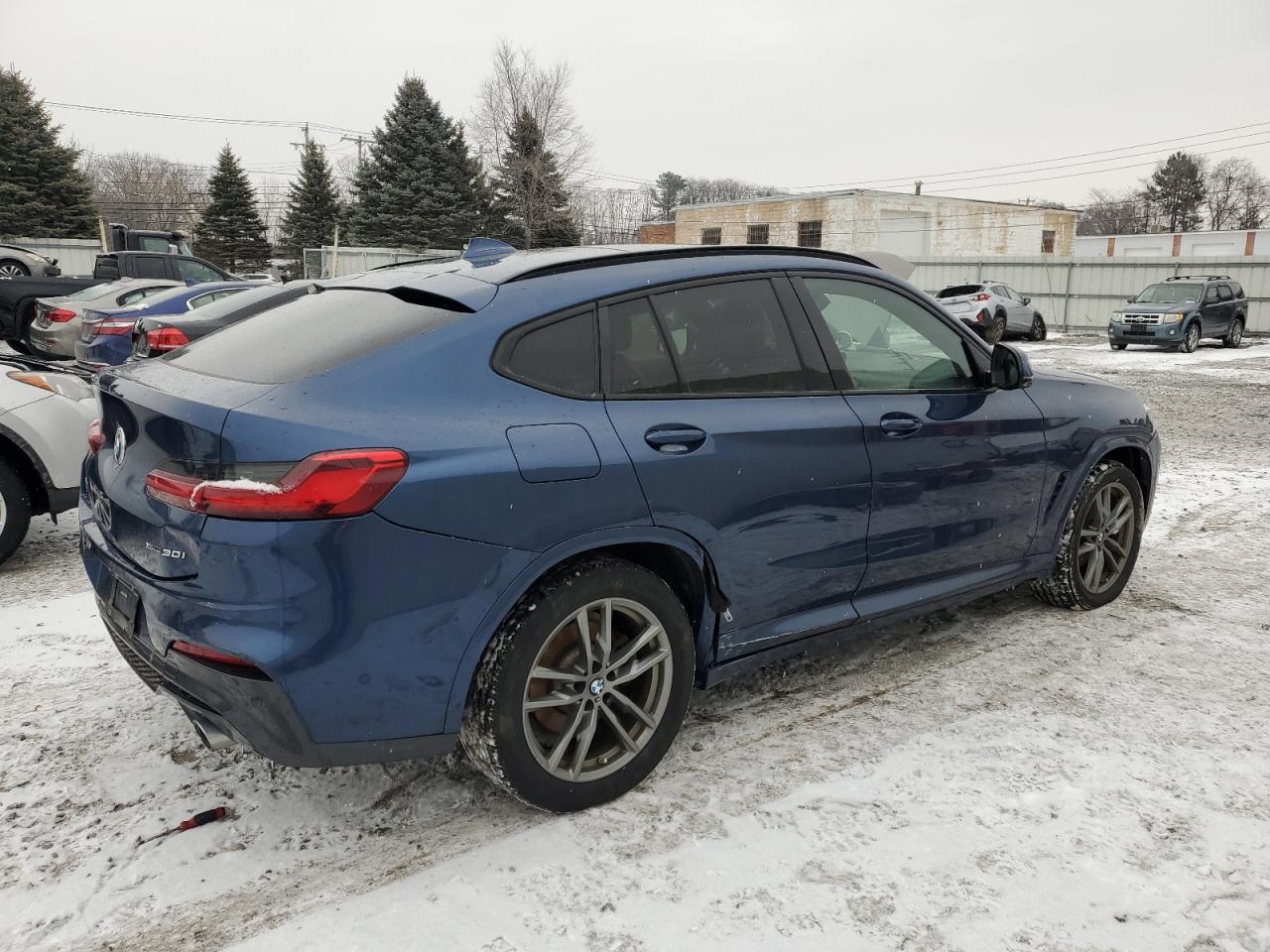 2019 BMW X4 - Image 3