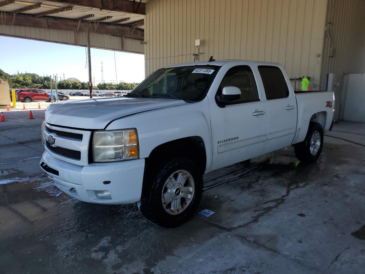 2011 Chevrolet Silverado - Image 1
