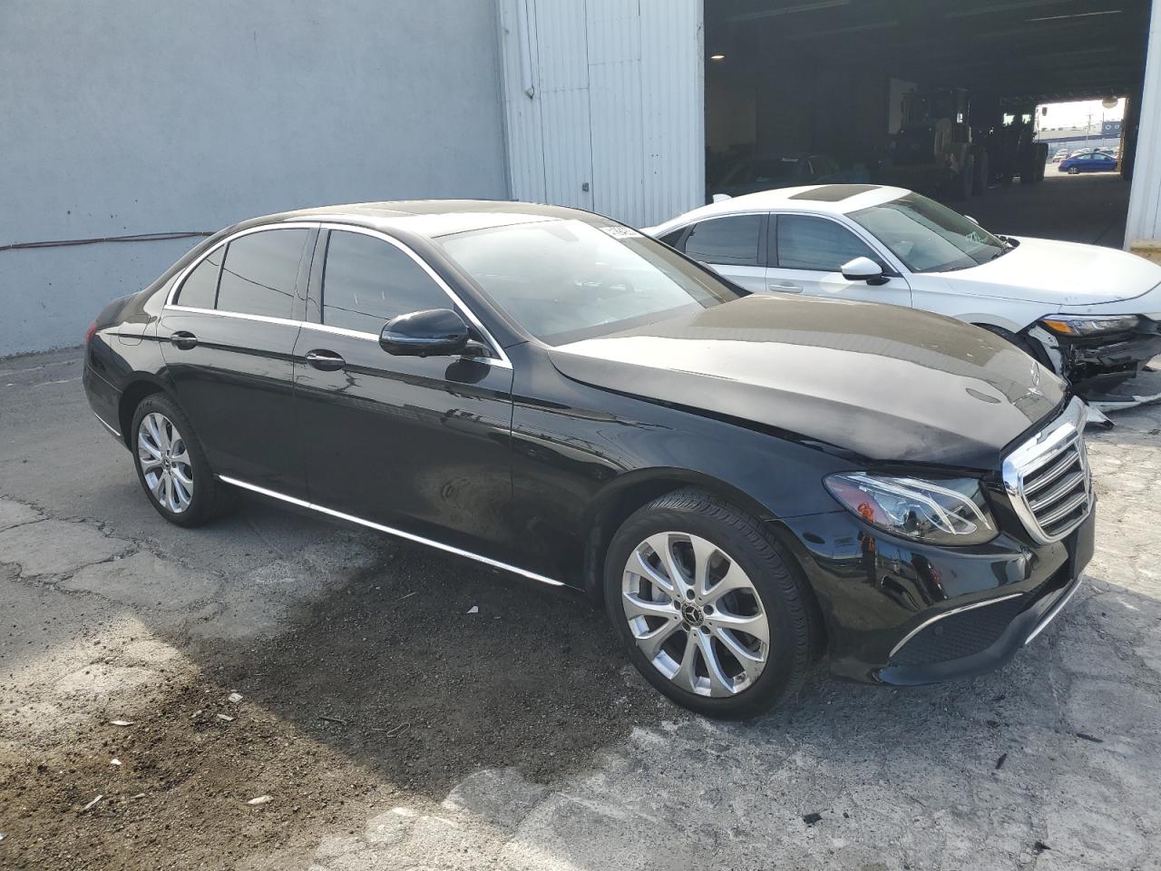 2019 Mercedes-Benz E-klasse - Image 4