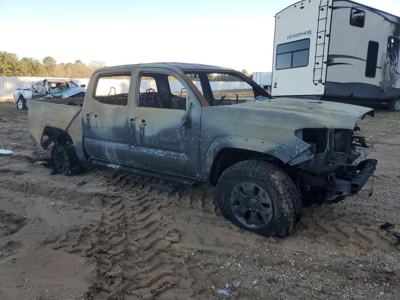 2021 Toyota Tacoma - Image 4