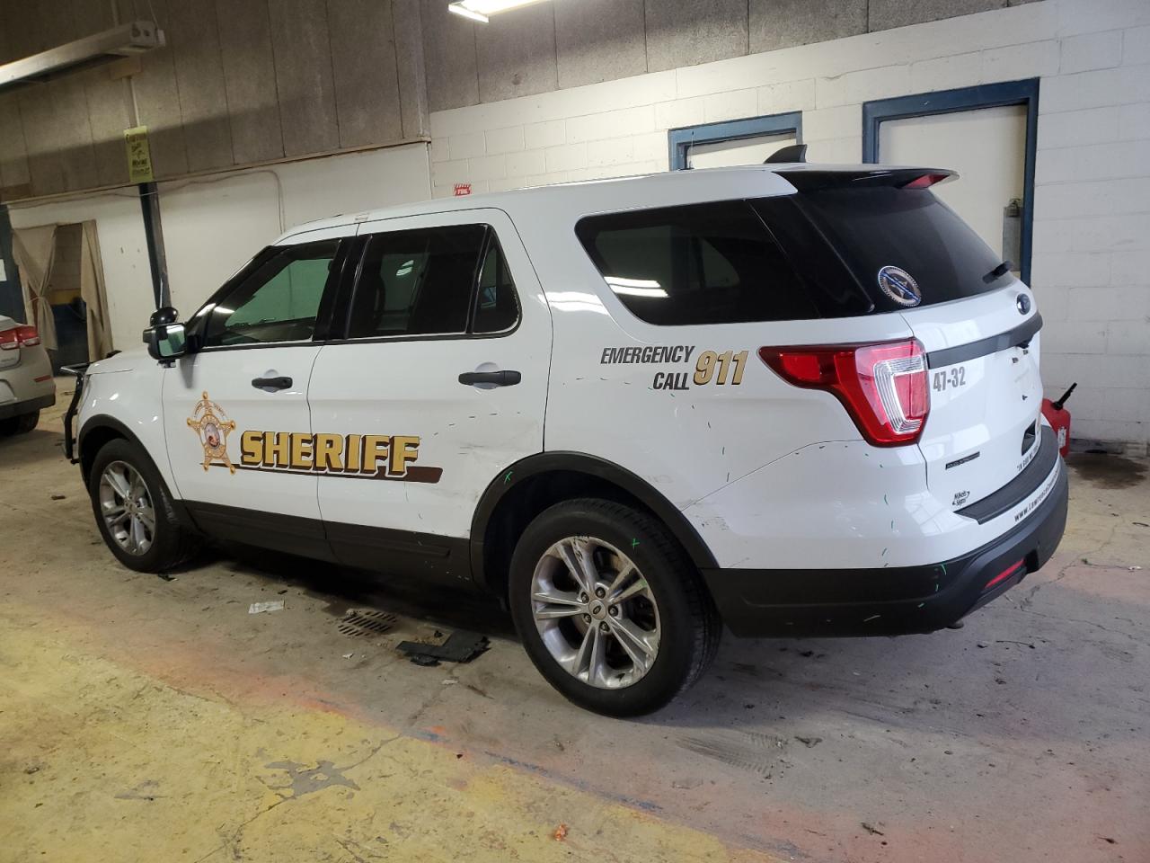 2018 Ford Explorer - Image 2