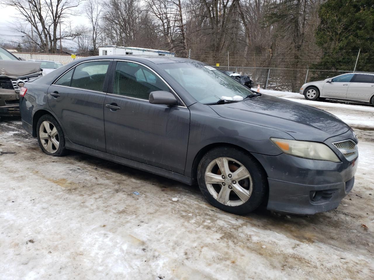2010 Toyota Camry - Image 4