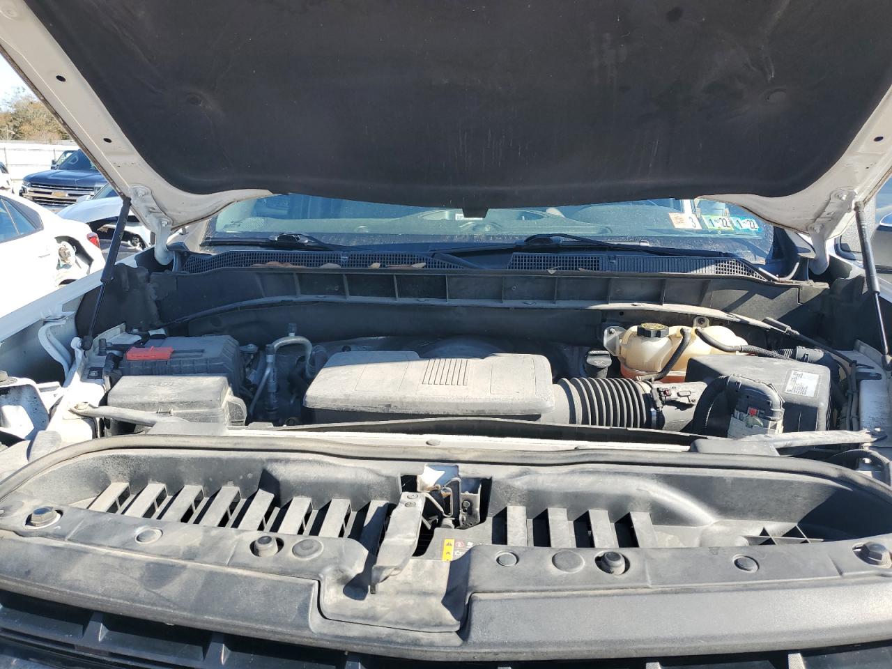 2019 Chevrolet Silverado - Image 11