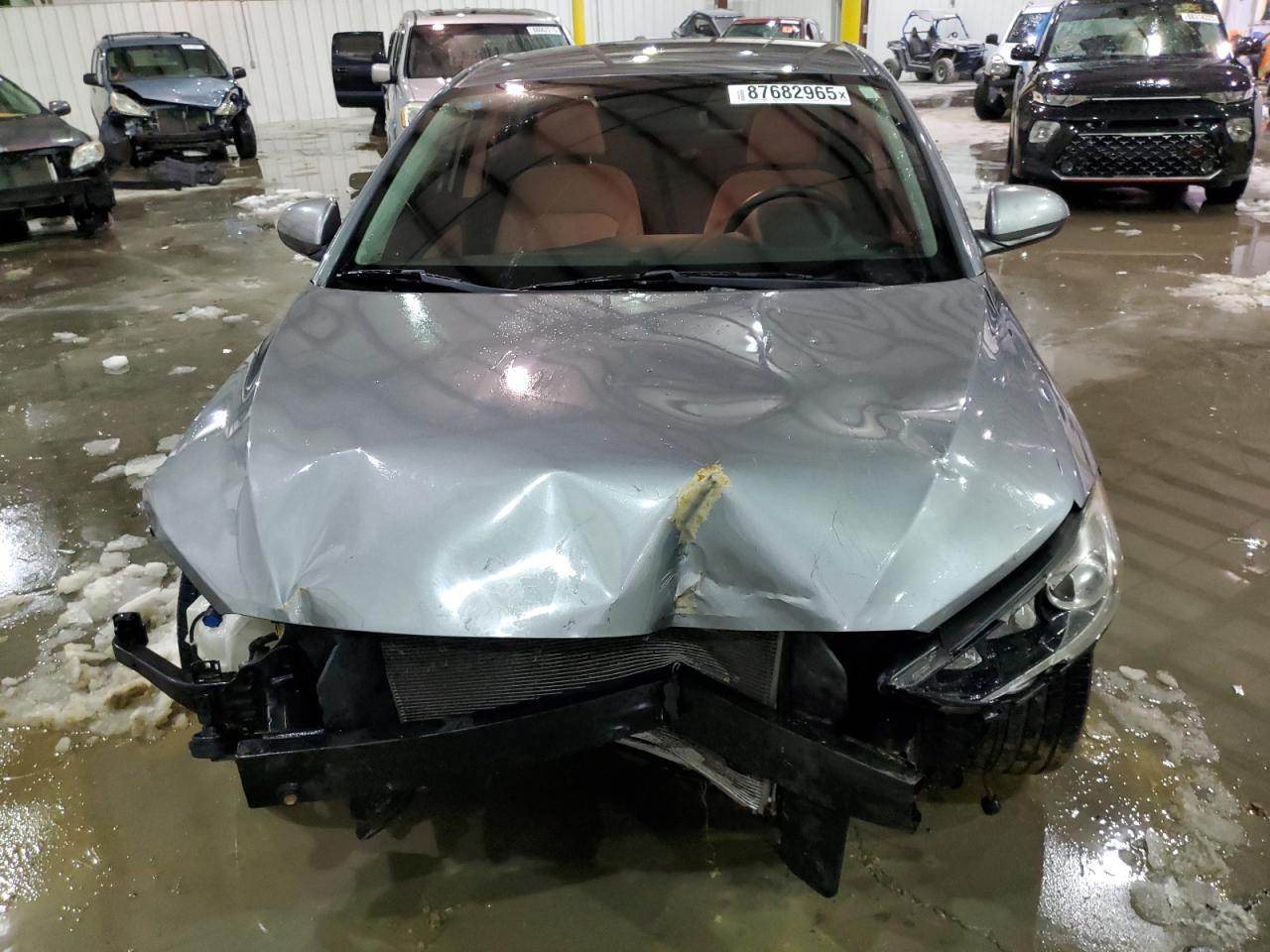 2018 Hyundai Elantra - Image 5