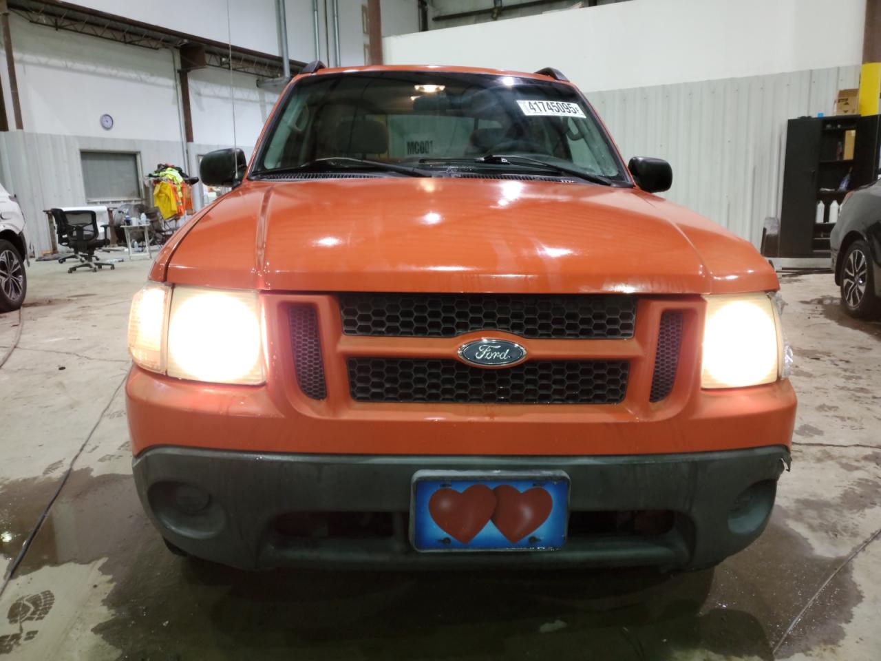 2004 Ford Explorer - Image 5