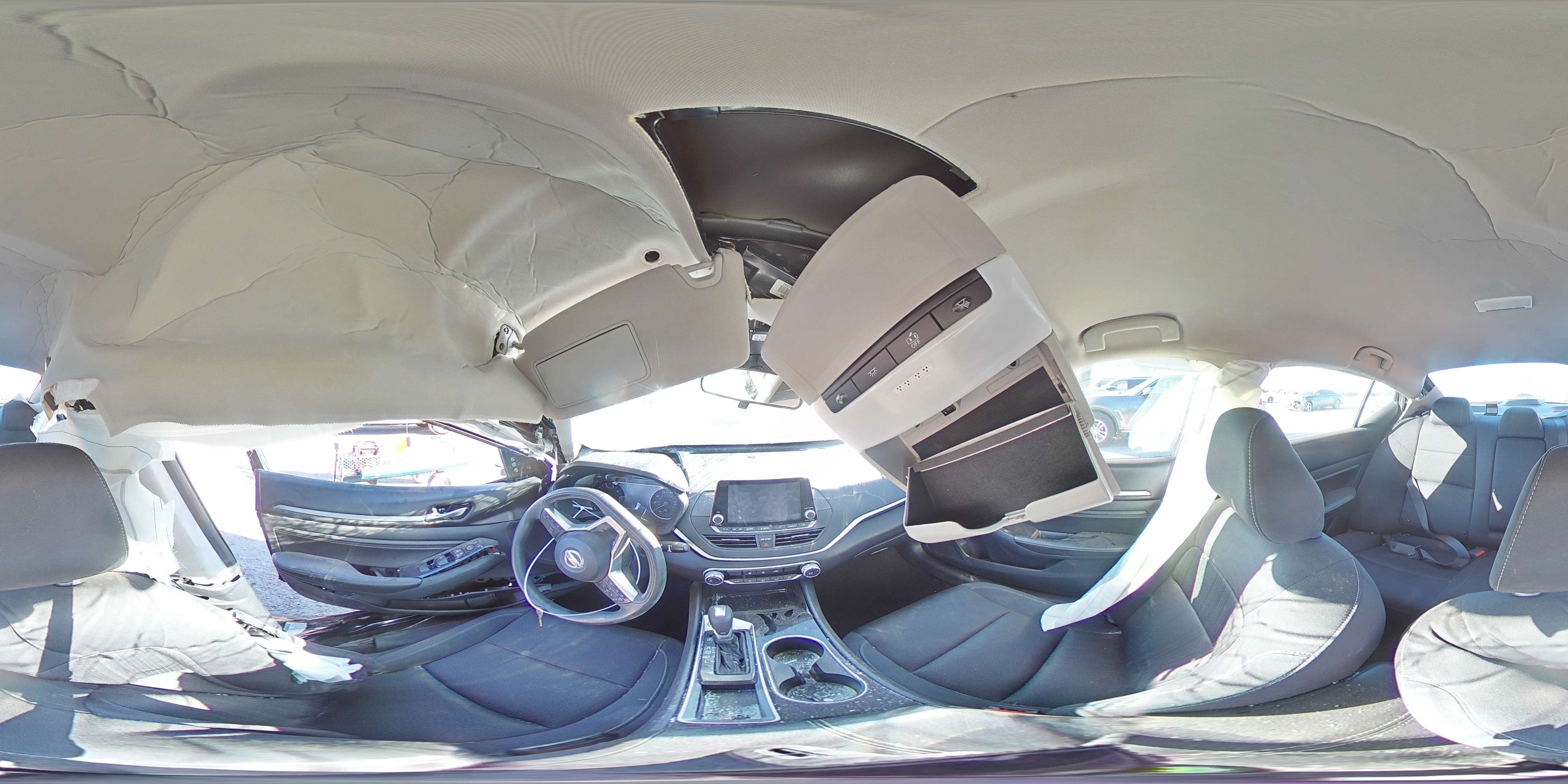 2021 Nissan Altima - Image 13