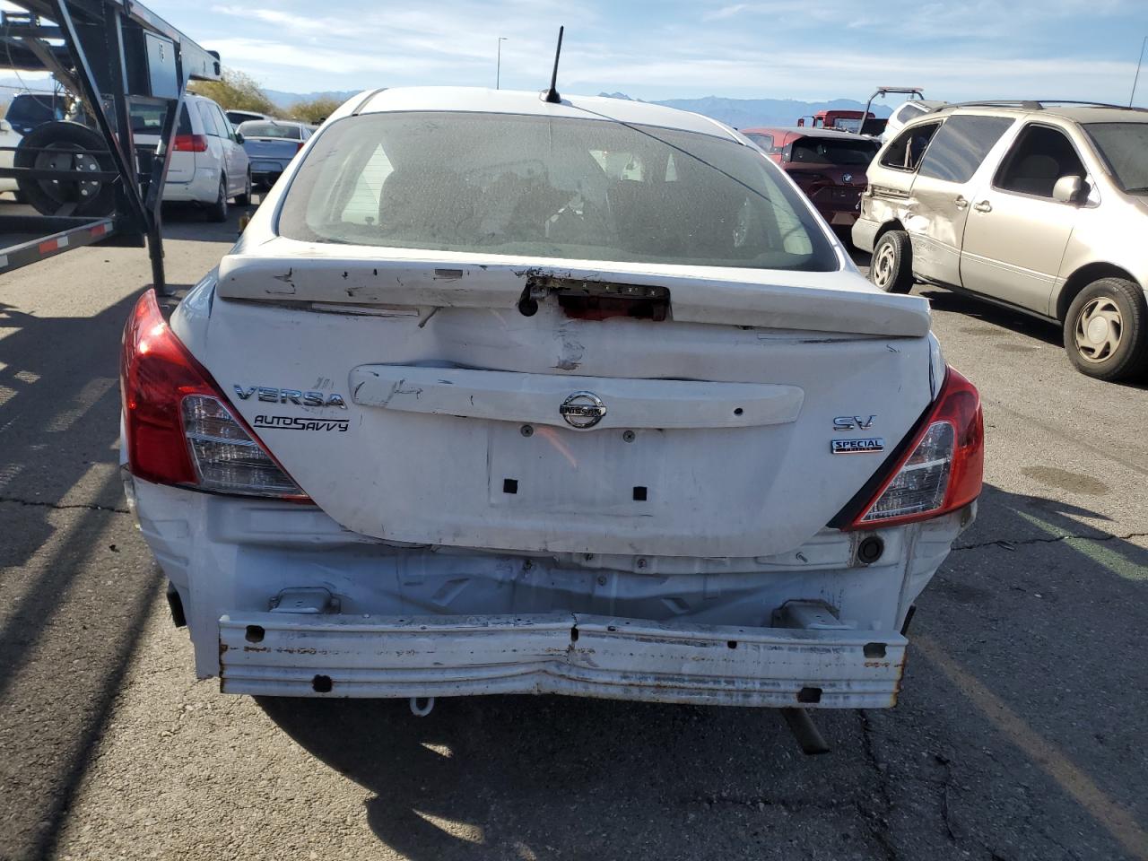 3N1CN7APXJL811654 NISSAN VERSA 2018