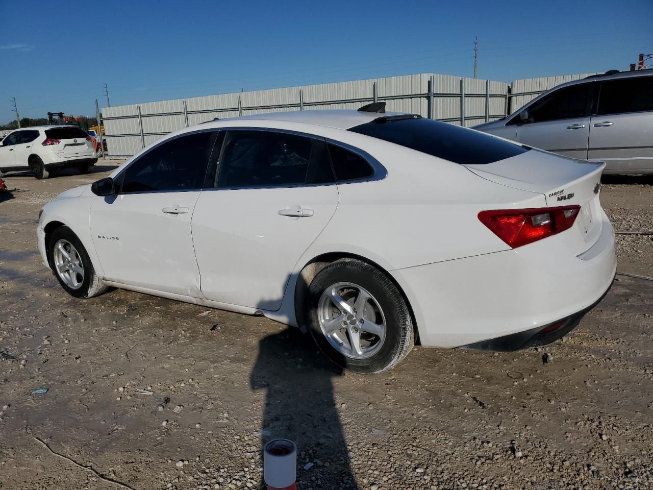 2017 Chevrolet Malibu - Image 2