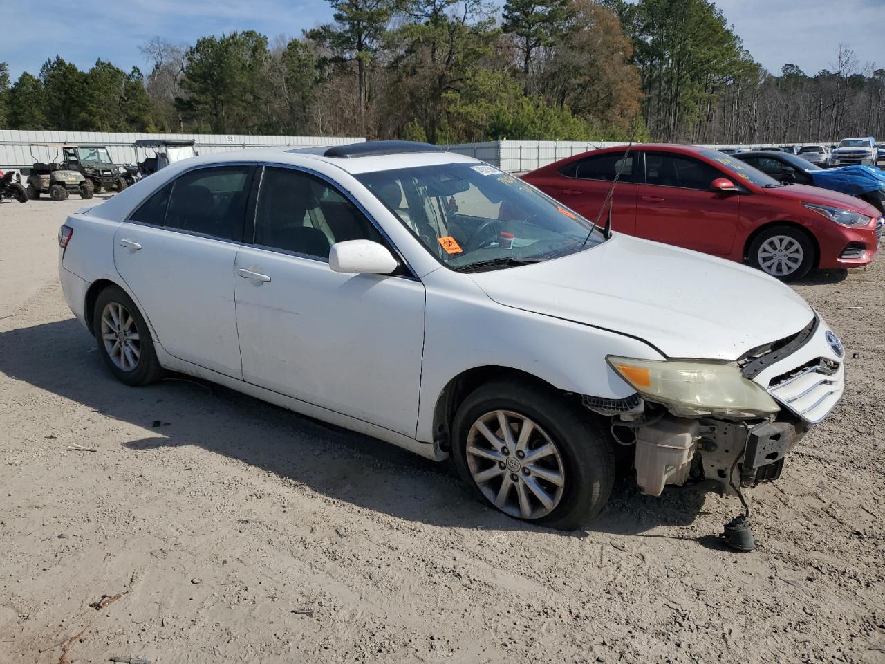 2011 Toyota Camry - Image 4