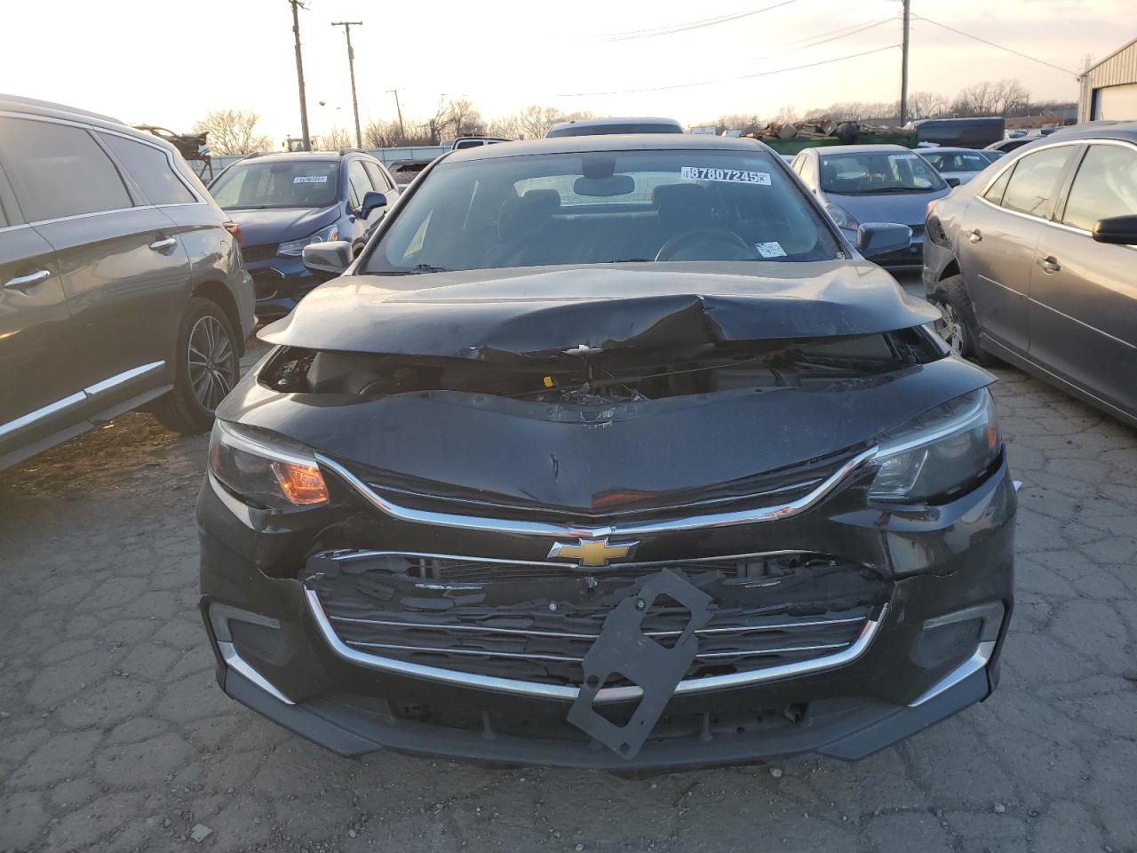 2017 Chevrolet Malibu - Image 5