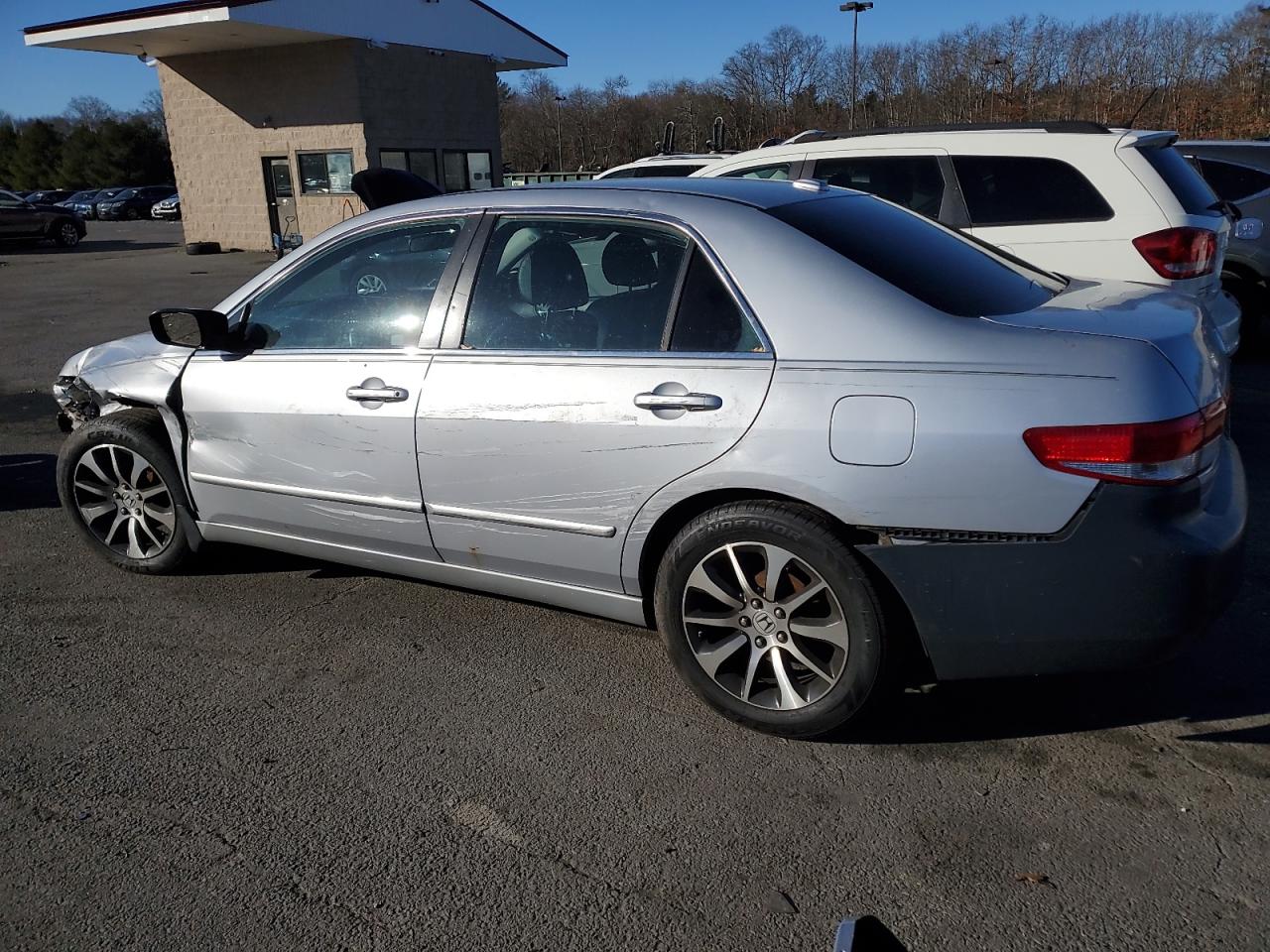 2004 Honda Accord - Image 2