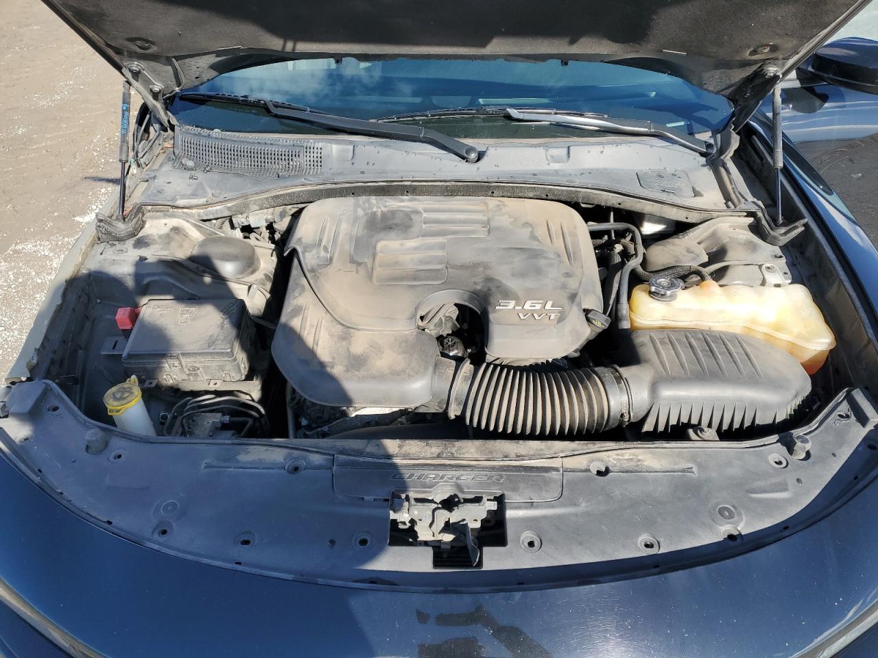 2019 Dodge Charger - Image 13