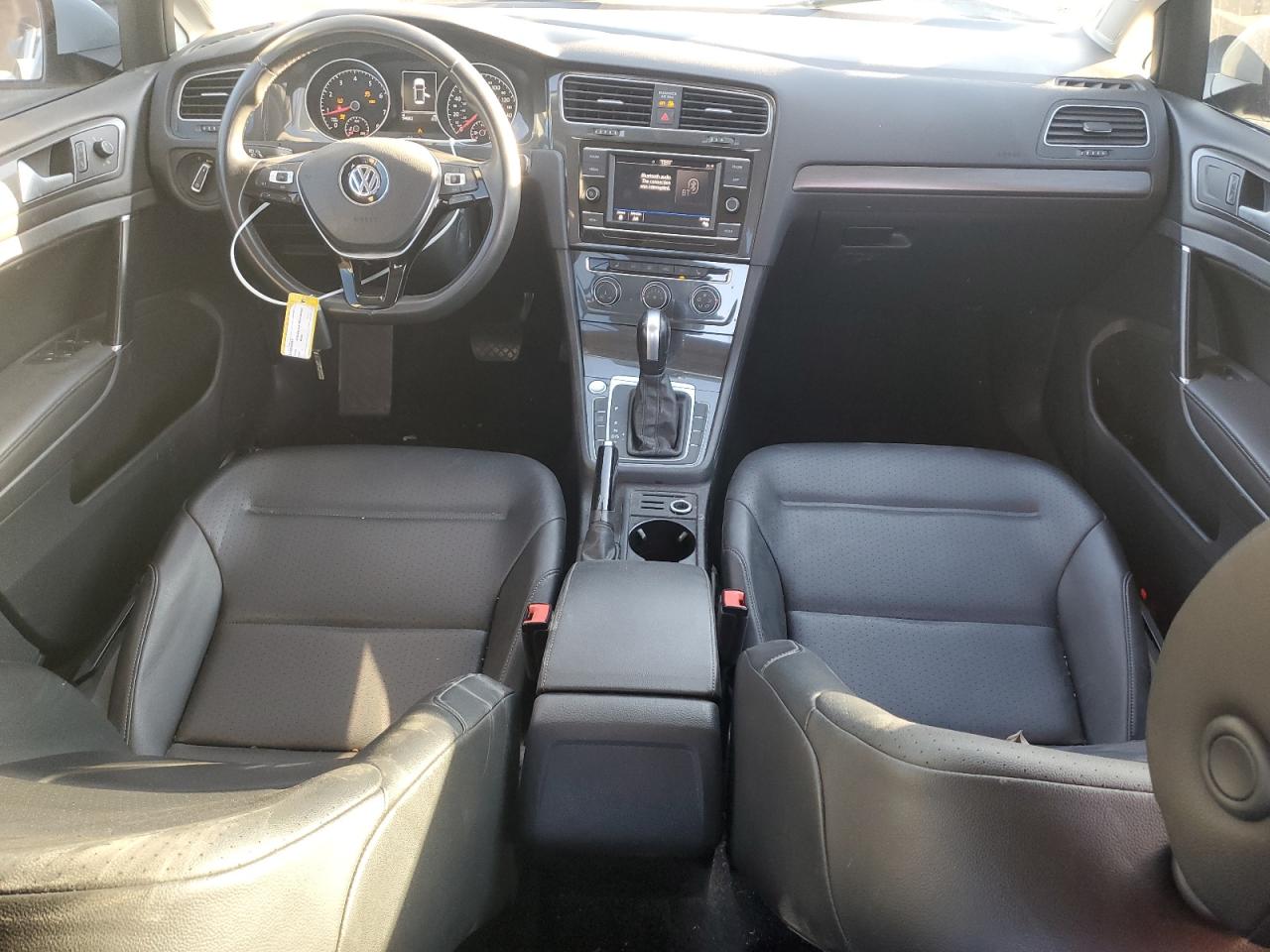 2020 Volkswagen Golf - Image 8