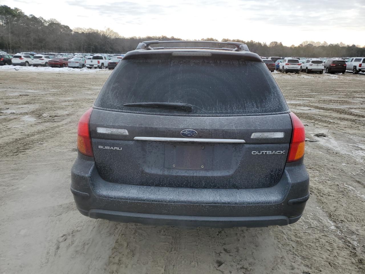 2007 Subaru Outback - Image 6