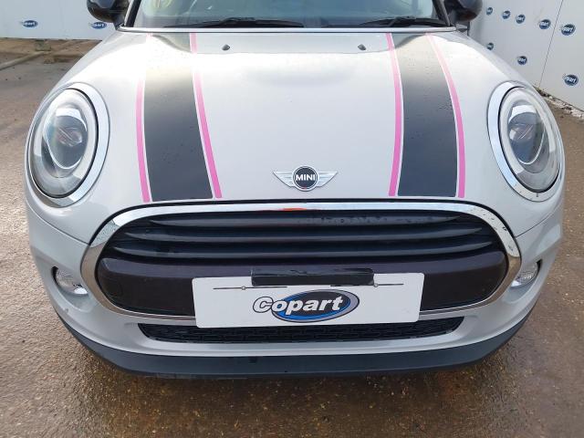 2018 MINI COOPER