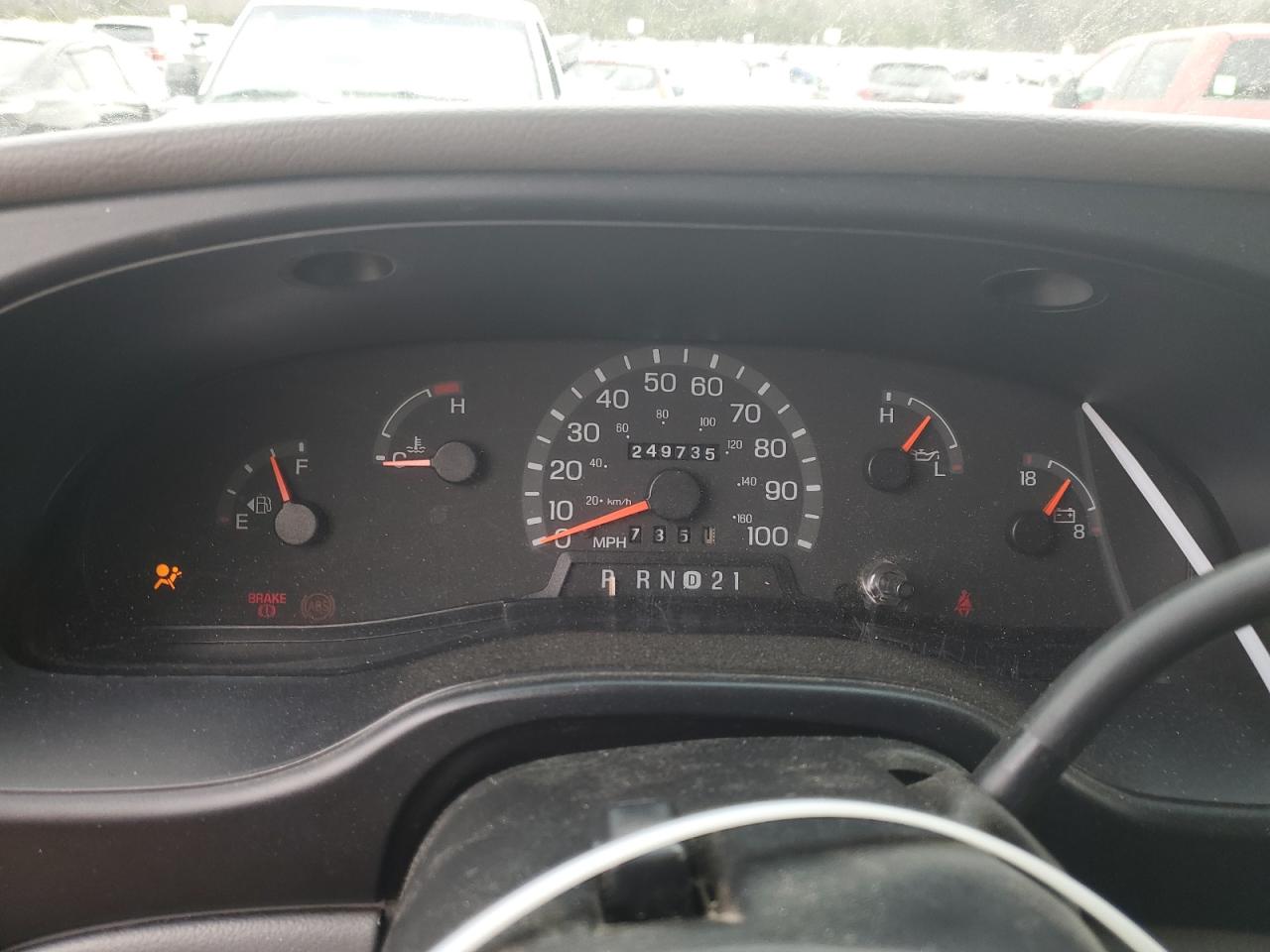 2001 Ford Econoline - Image 9