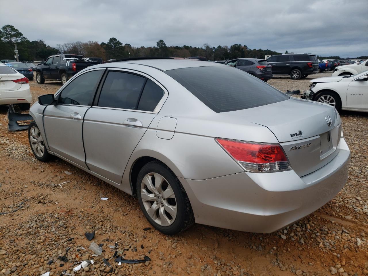 2009 Honda Accord - Image 2