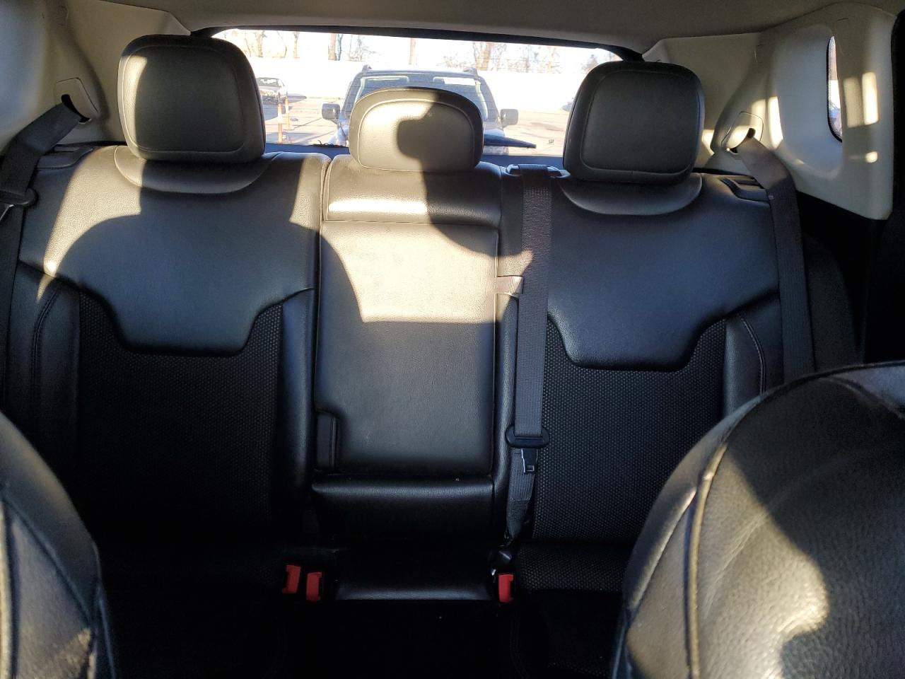 2020 Jeep Compass - Image 10