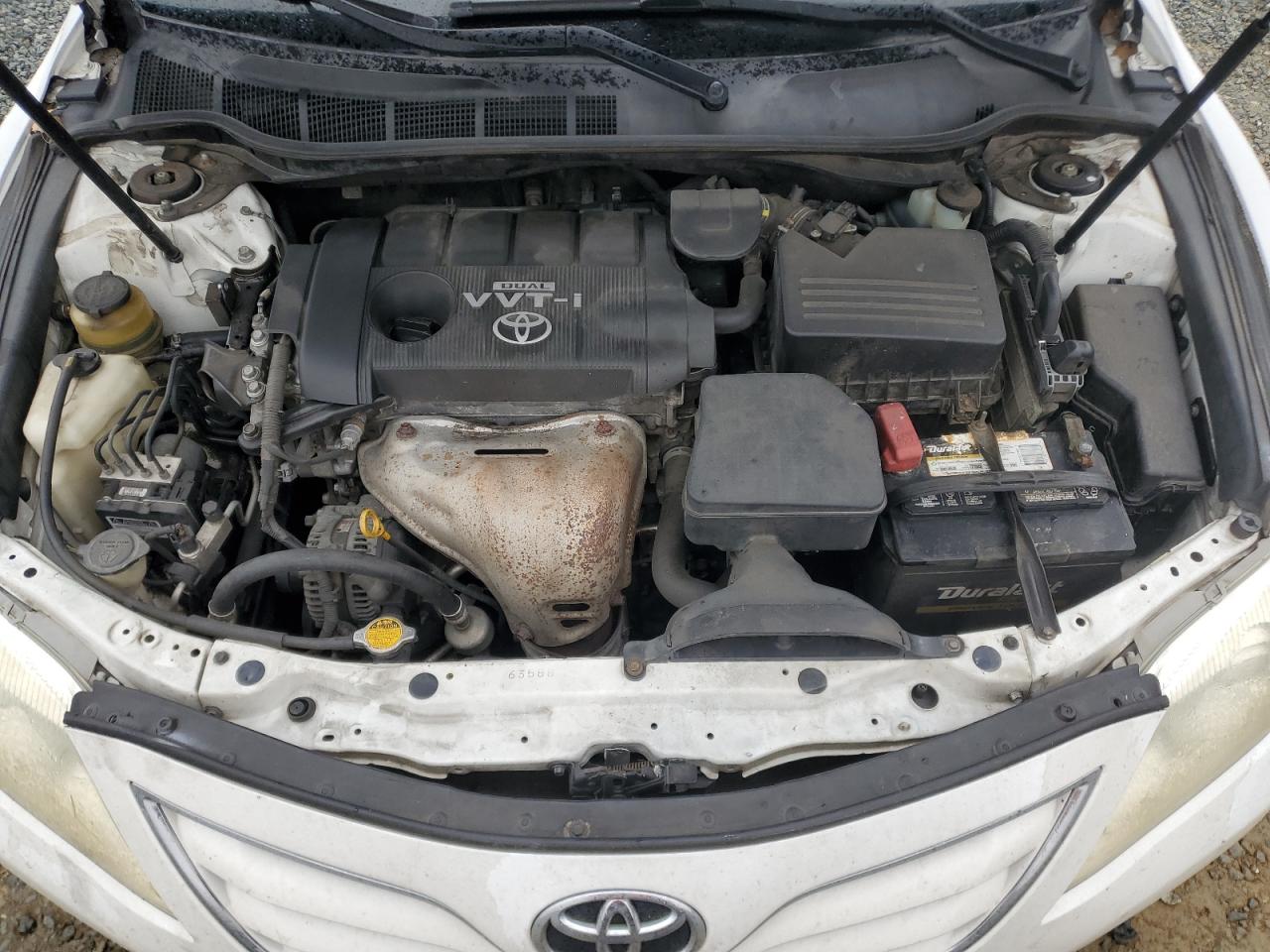 2010 Toyota Camry - Image 11