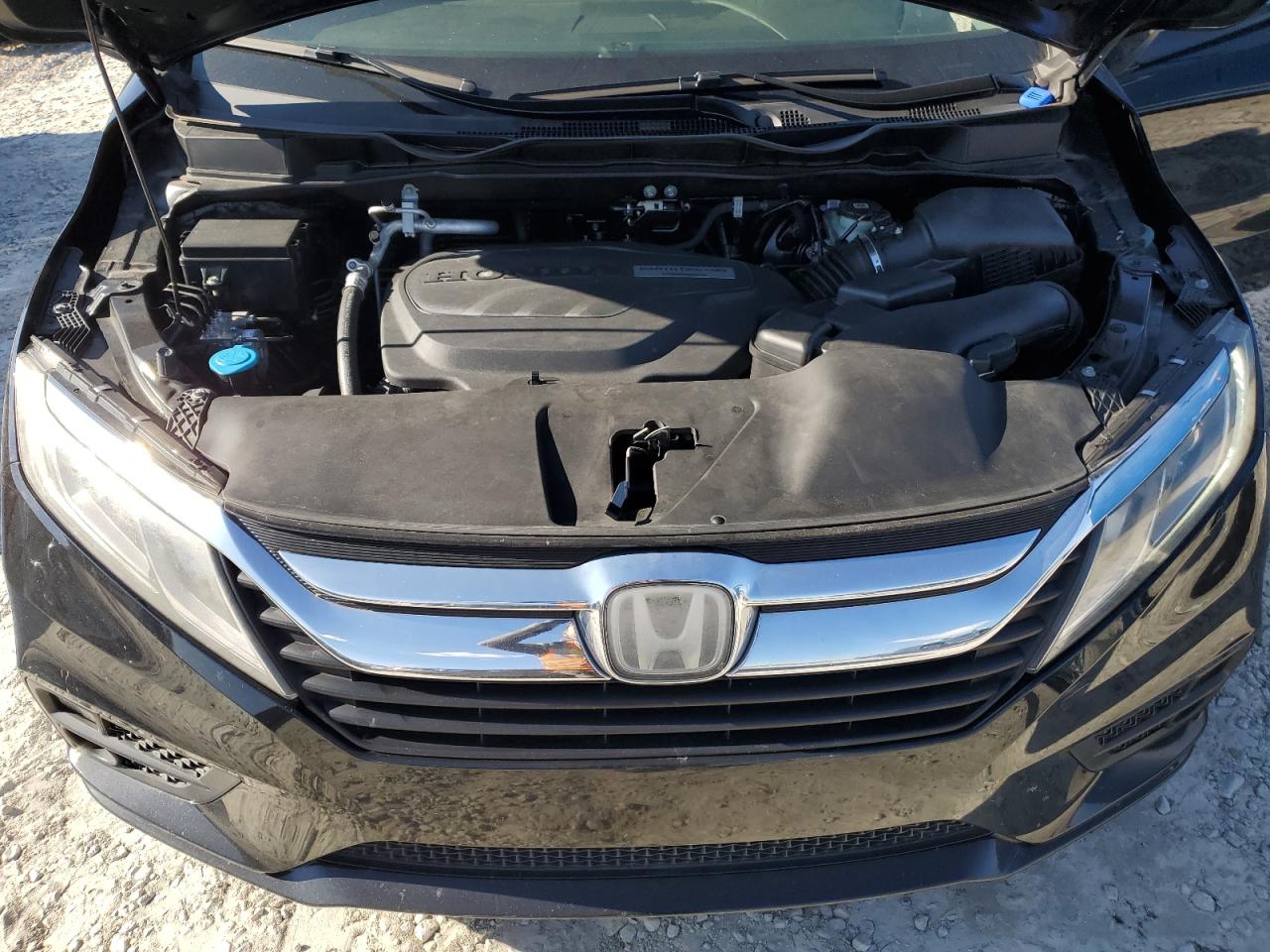 2018 Honda Odyssey - Image 12