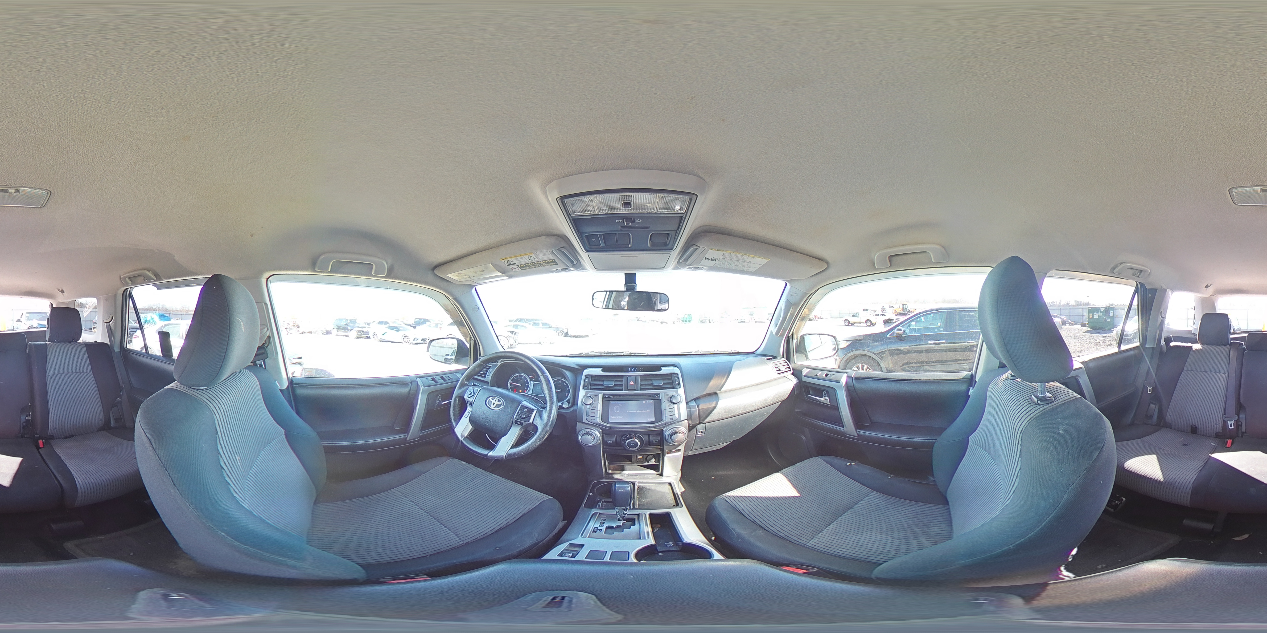 2014 Toyota 4Runner - Image 13