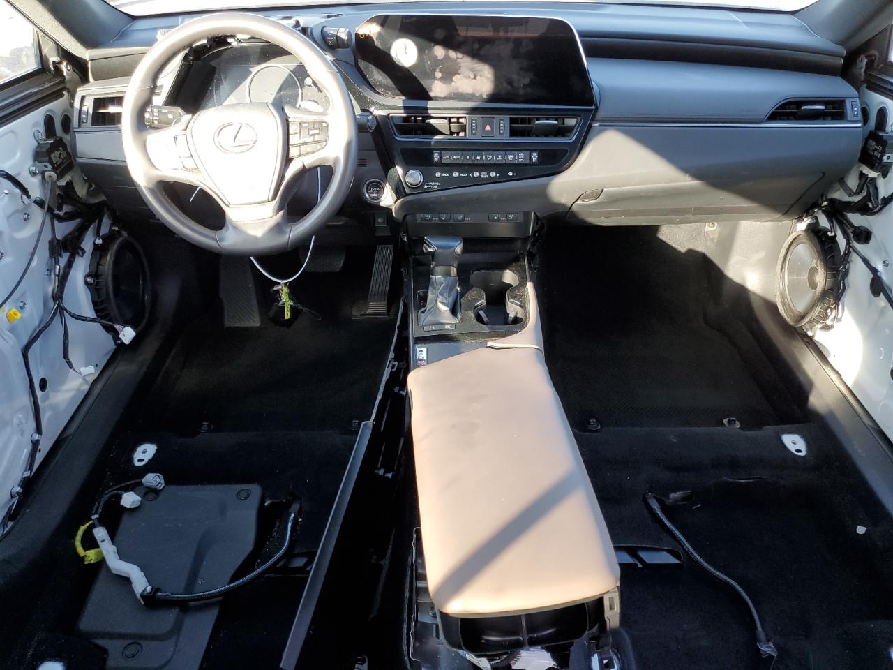 2023 Lexus ES - Image 8
