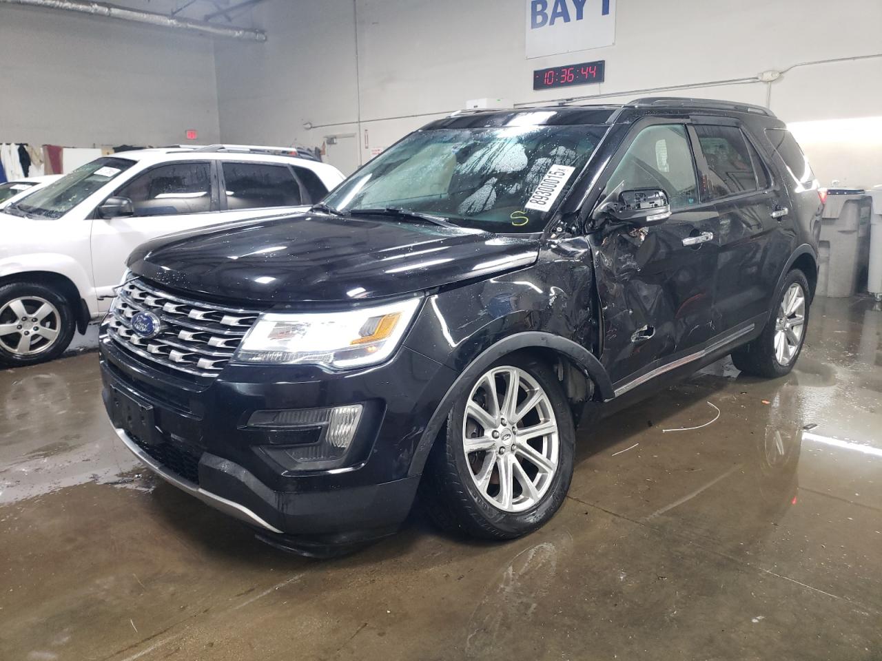 2016 Ford Explorer - Image 1