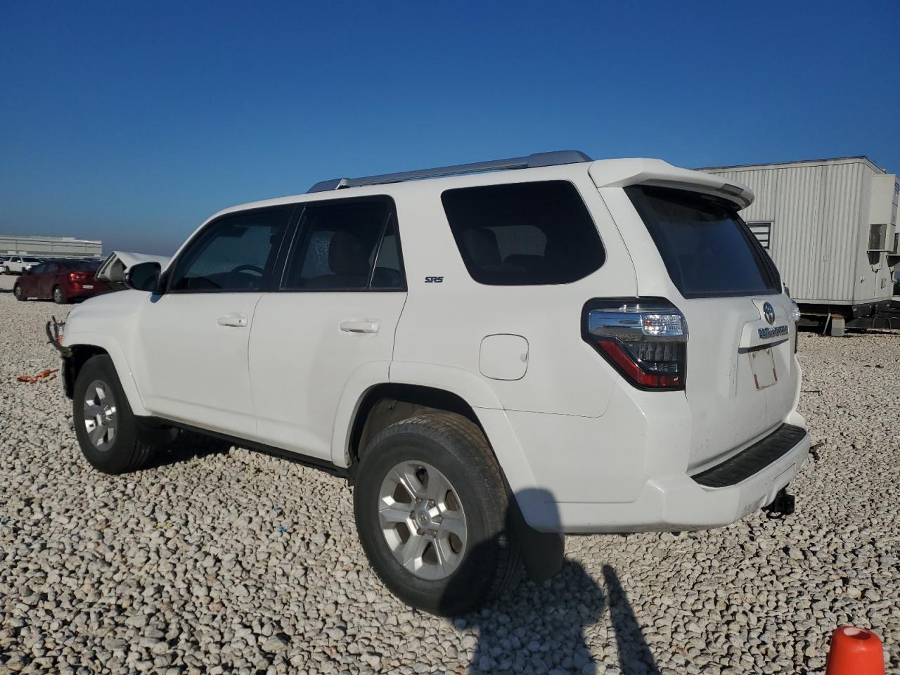 2014 Toyota 4Runner - Image 2