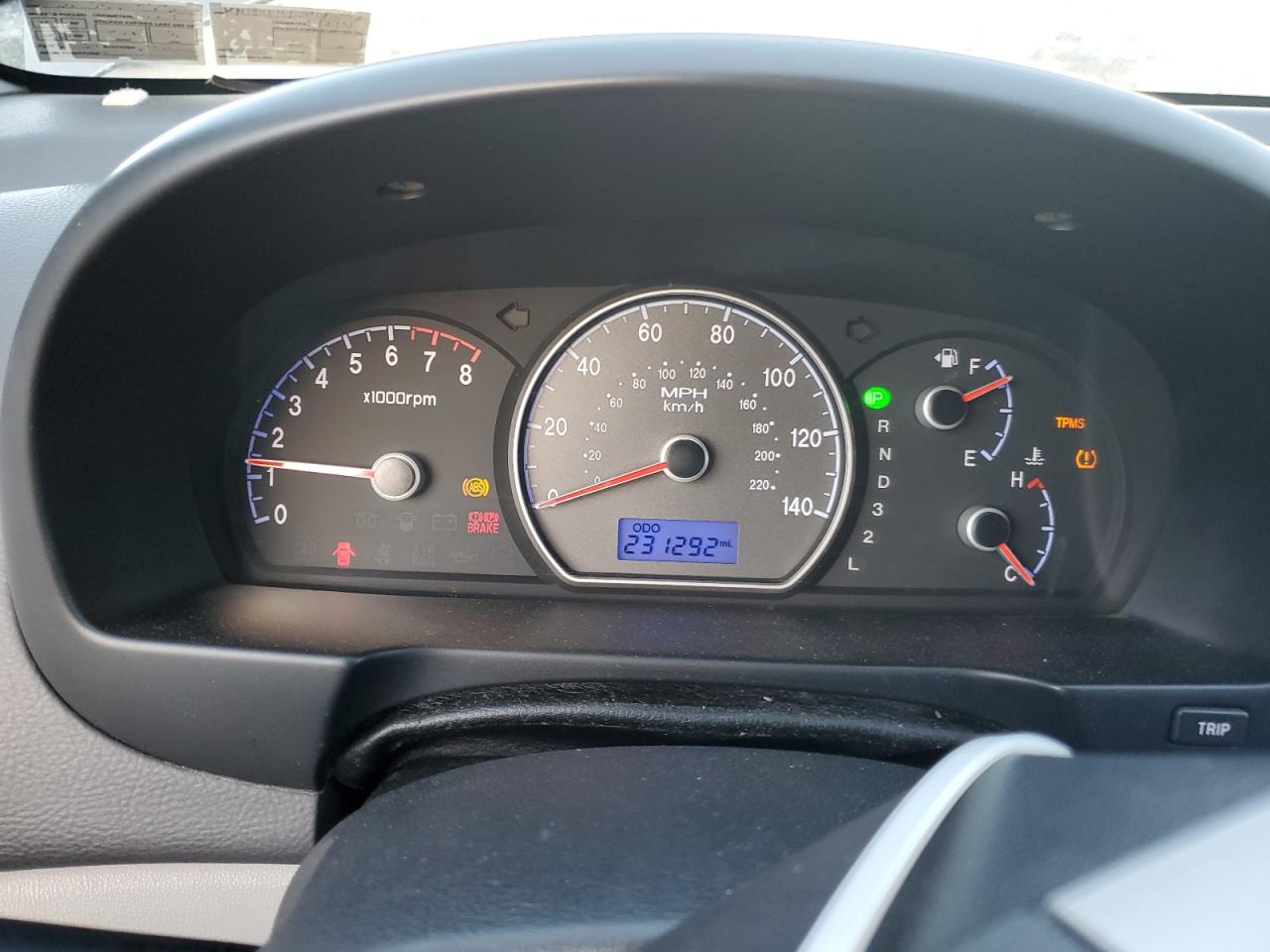 2008 Hyundai Elantra - Image 9