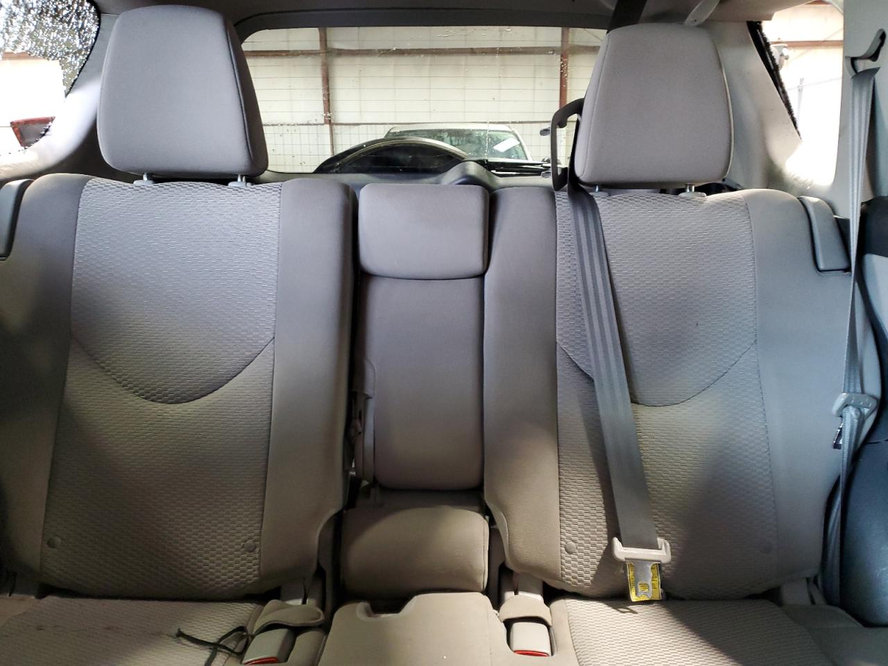 2012 Toyota RAV 4 - Image 10
