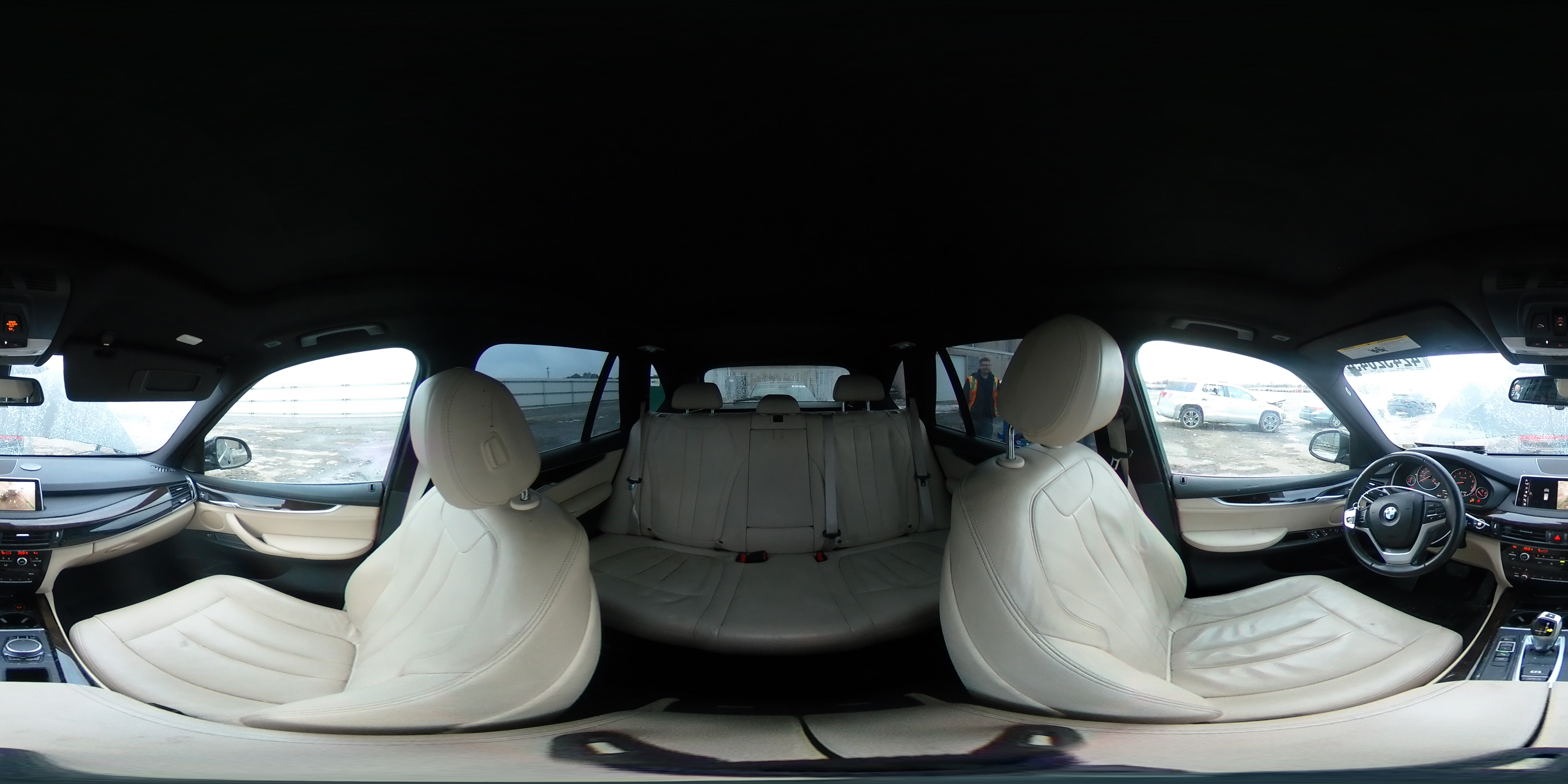 5UXKR2C35H0U24090 BMW X5 2017. Фото: 11