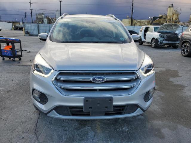  FORD ESCAPE 2018 Сріблястий