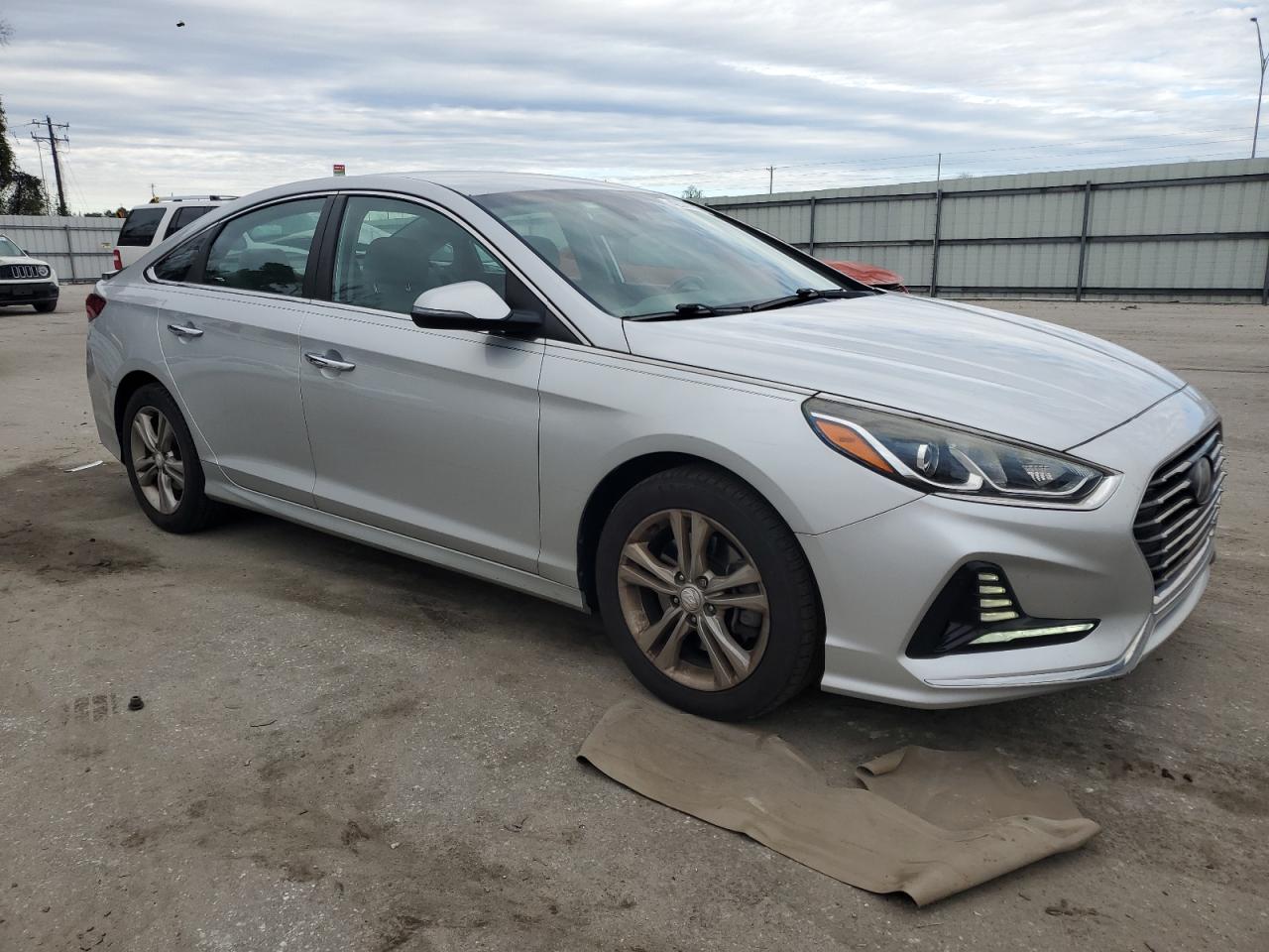 2018 Hyundai Sonata - Image 4