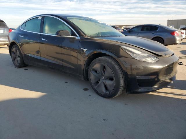  TESLA MODEL 3 2020 Чорний