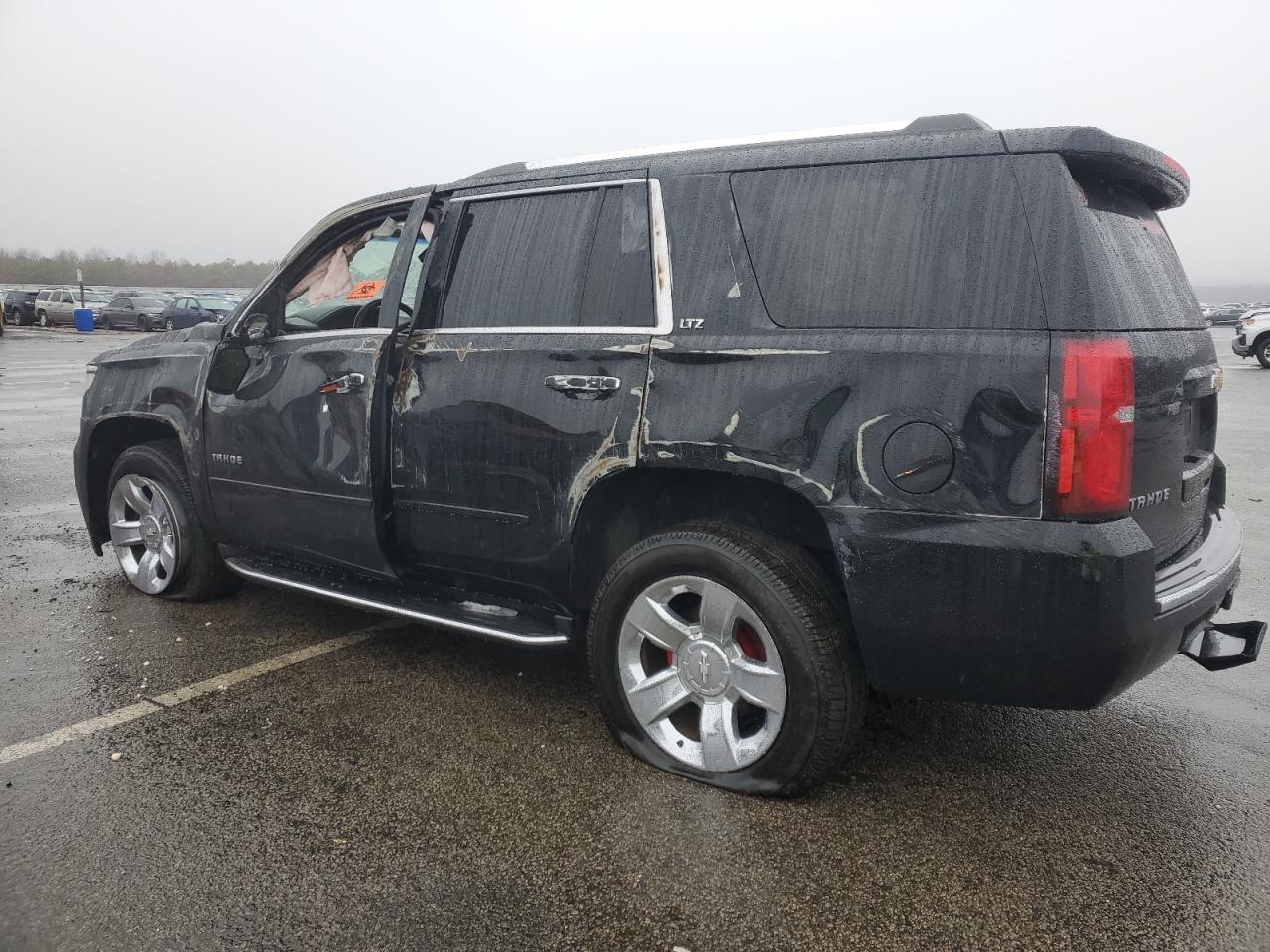 2015 Chevrolet Tahoe - Image 2