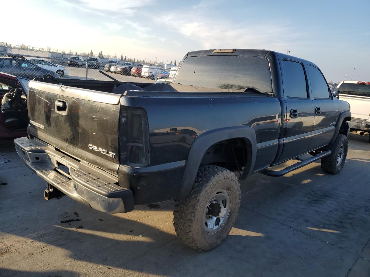 2005 Chevrolet Silverado - Image 3