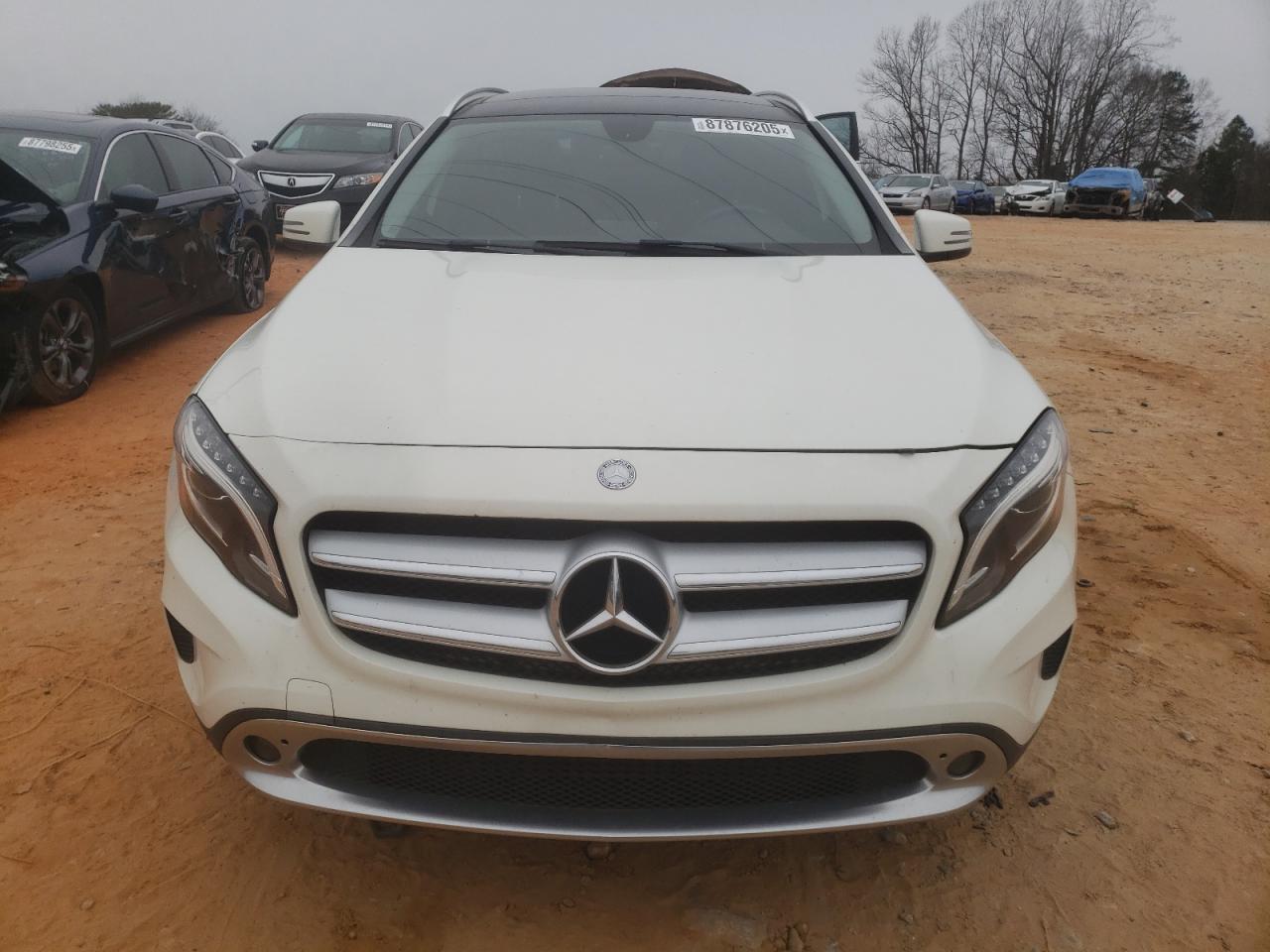 VIN WDCTG4EB9FJ161552 2015 MERCEDES-BENZ GLA-CLASS no.5